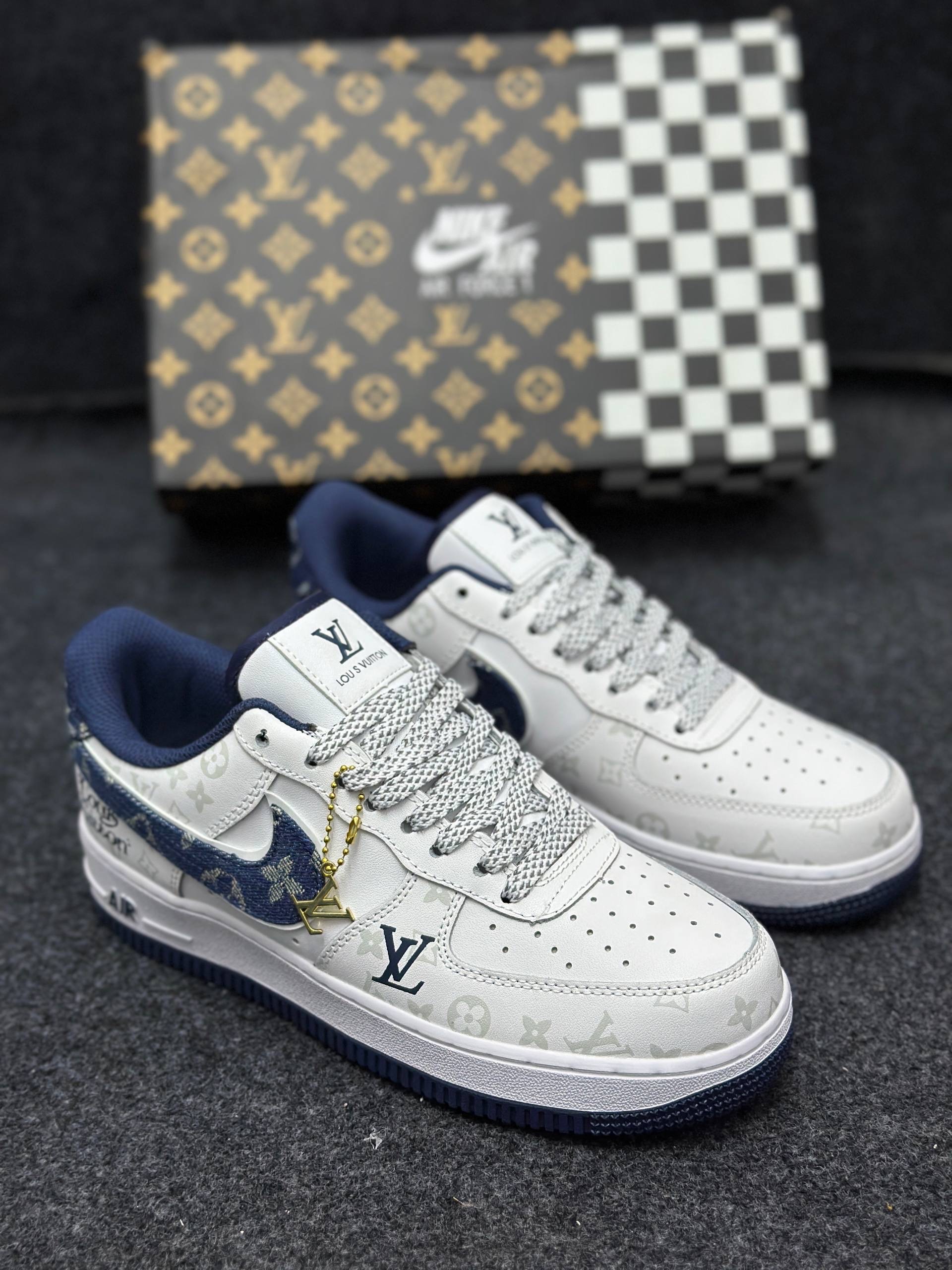 Louis Vuitton x Nike Air Force 1 Low: "white & navy blue" (1:1)