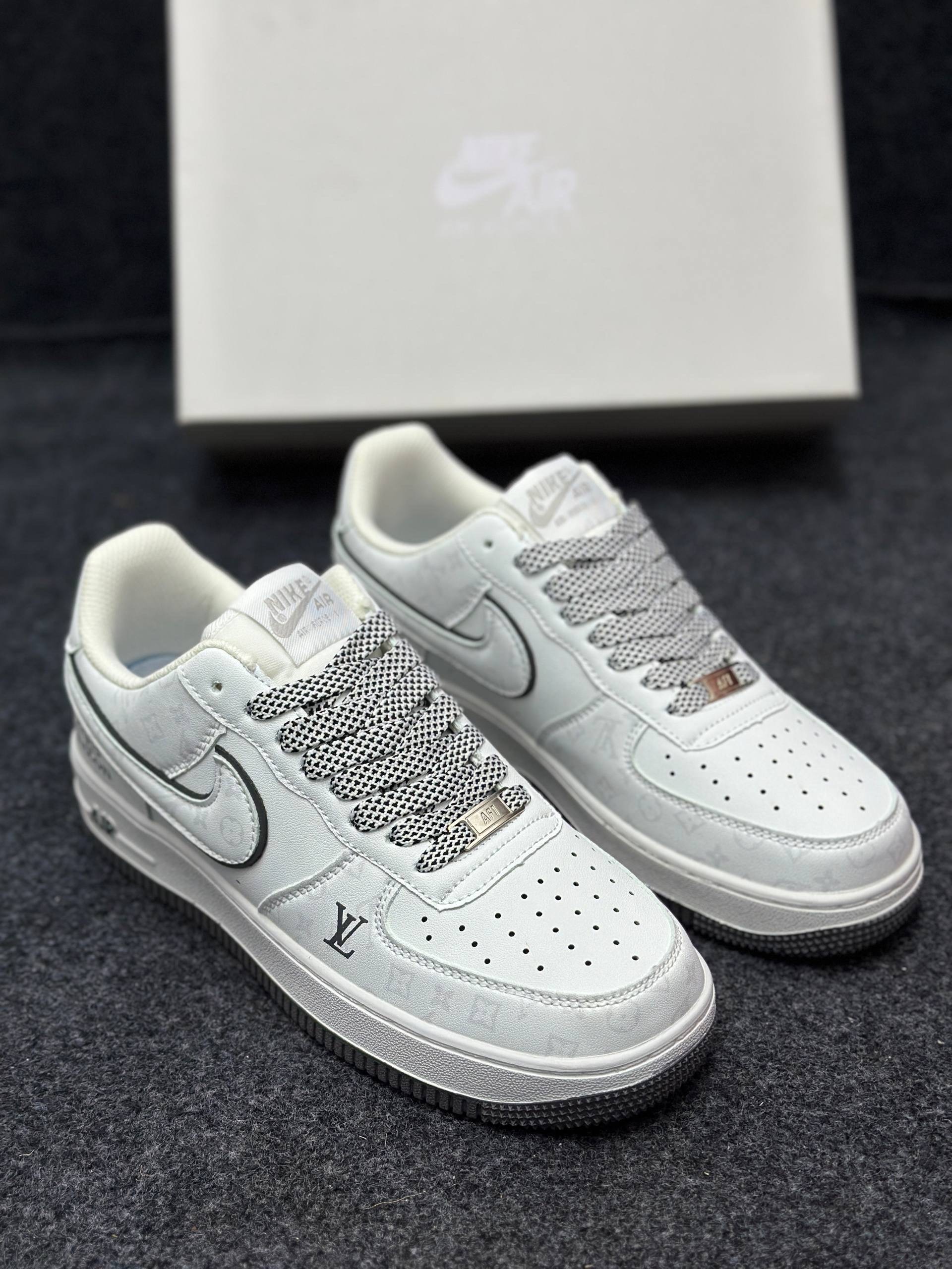 Louis Vuitton x Nike Air Force 1 Low: "White" (1:1)