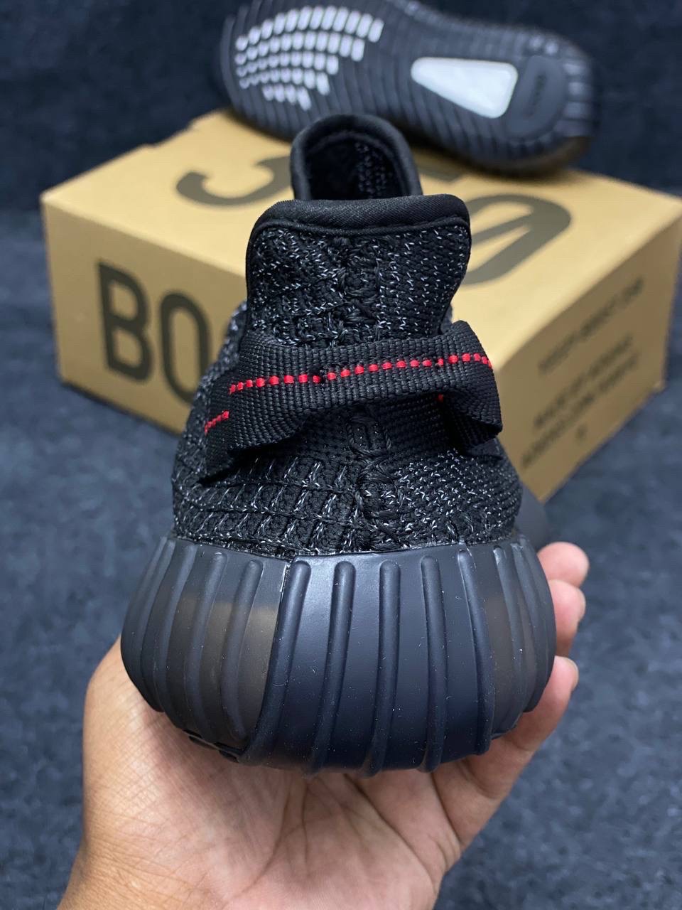 Adidas Yeezy Boost 350 V2: "Core Black" thumbnail 4