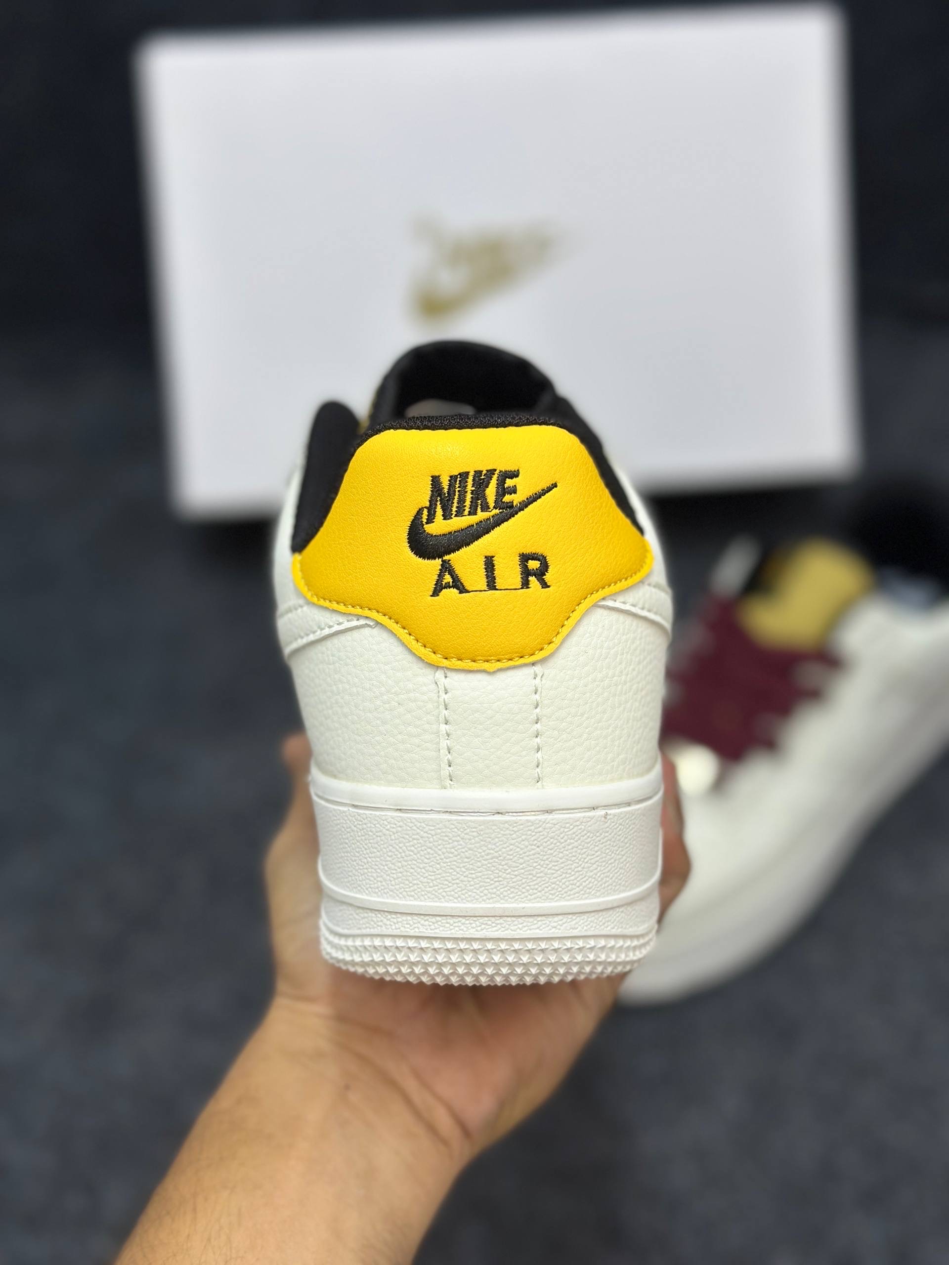 Nike Air Force 1 Low: "White&Gold Tone Details" (1:1) thumbnail 4