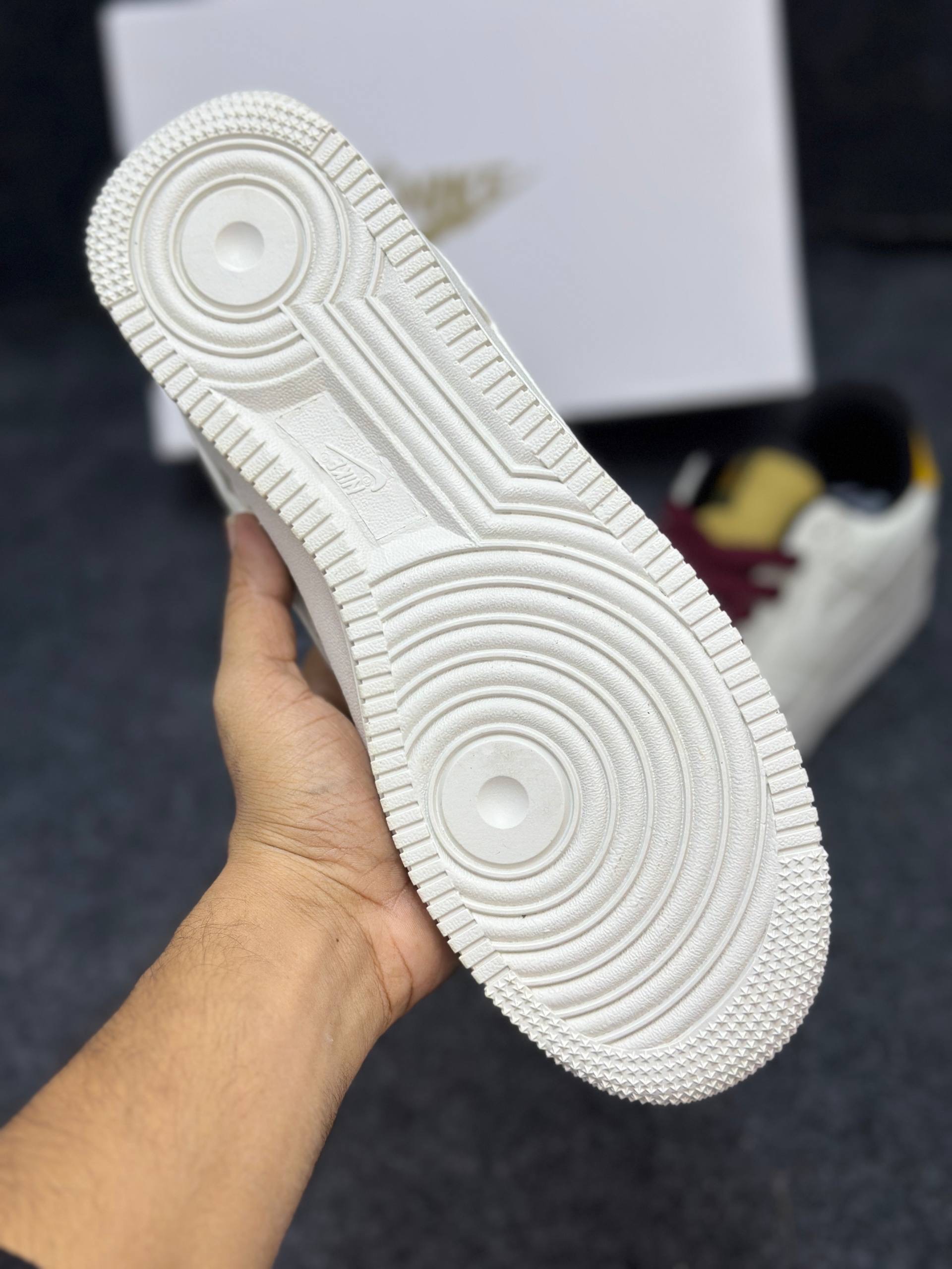Nike Air Force 1 Low: "White&Gold Tone Details" (1:1) thumbnail 5