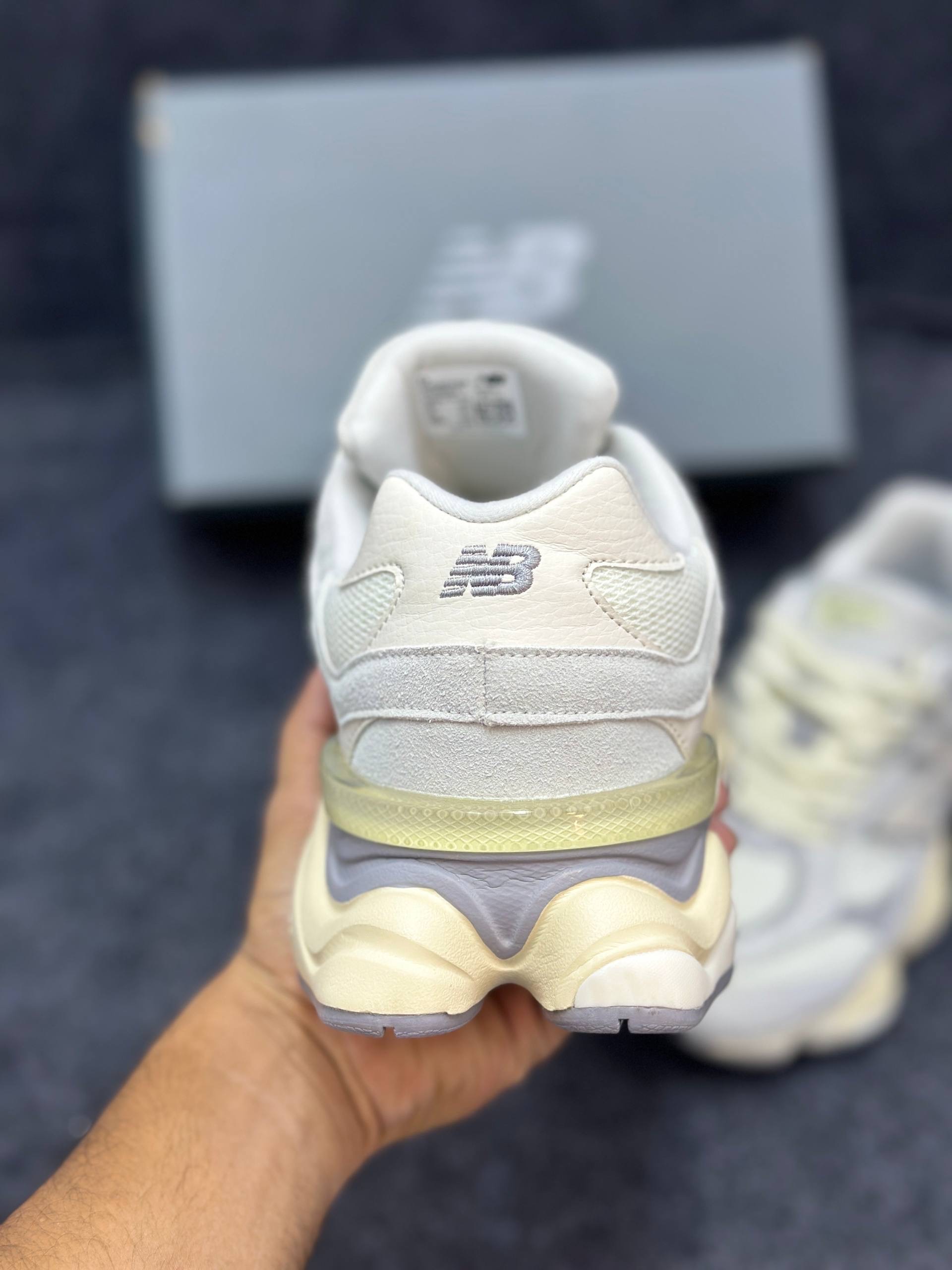 New Balance 9060: "White/Grey" thumbnail 4