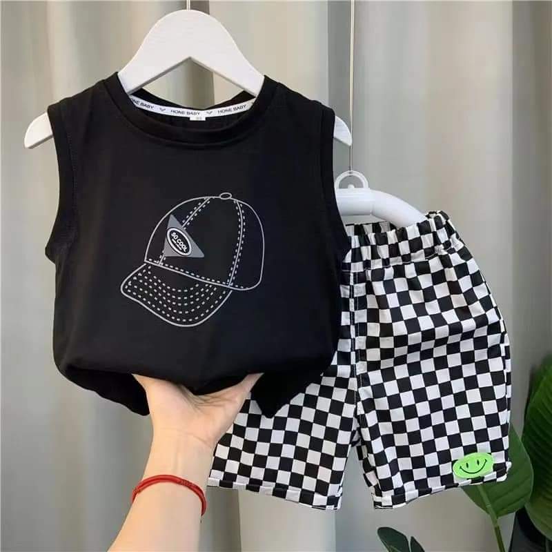 Sleeveless Maggi T-shirt and pant (Black)