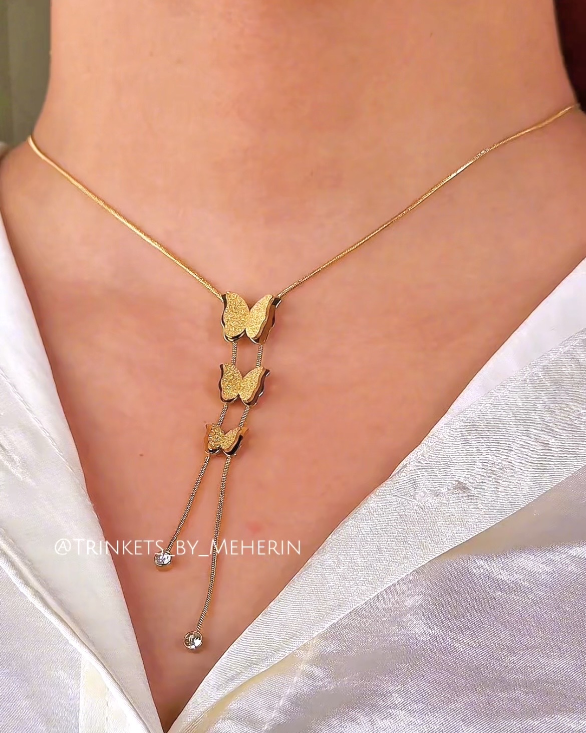 Three butterflies neckpiece_img_0