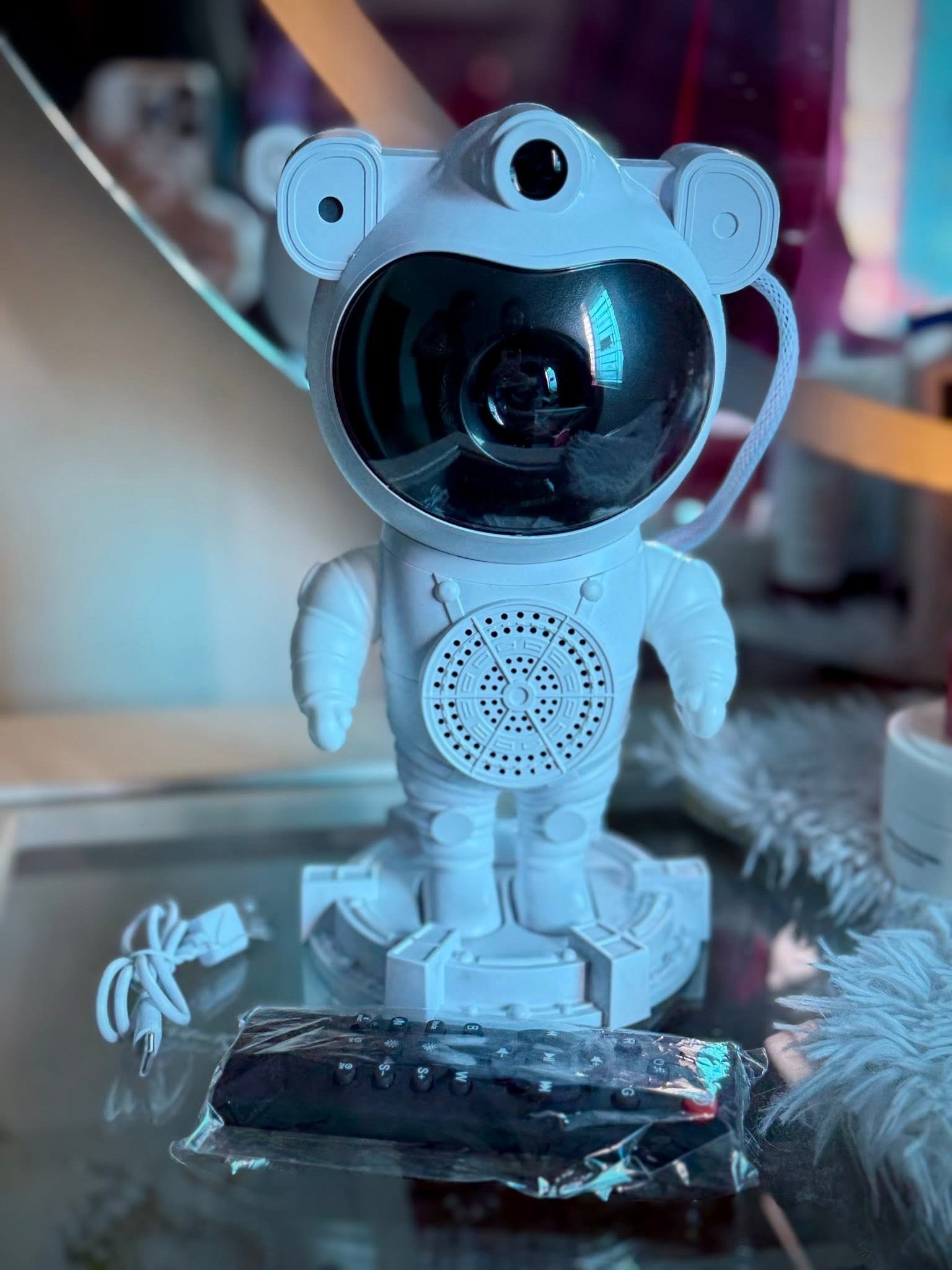 Astronaut Star Projector Lamp