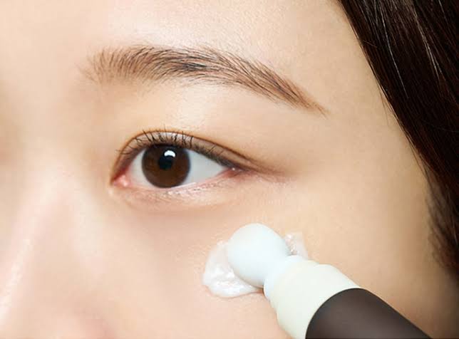 SKIN1004 Madagascar Centella Probio Cica Bakuchiol Eye Cream 20ml_img_2