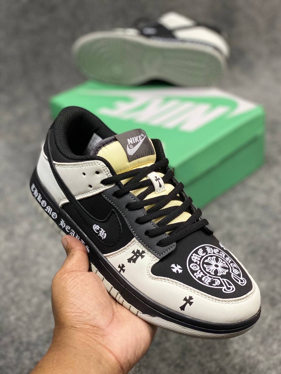 Nike SB Dunk Low x Chrome Hearts (1:1) thumbnail 2