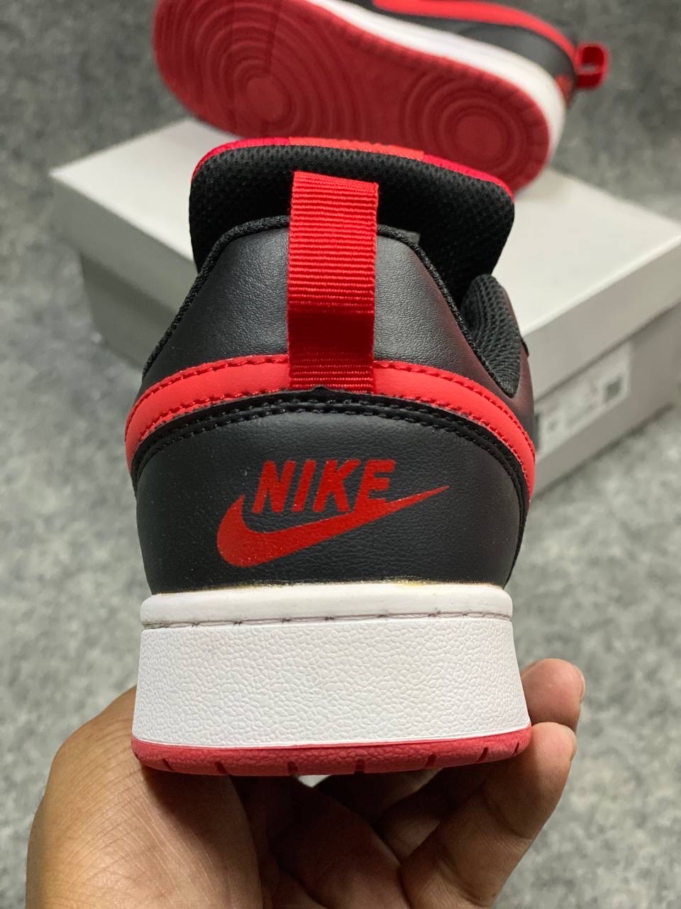 Nike Court Borough Low 2 GS : "black and university red" (OEM) thumbnail 4