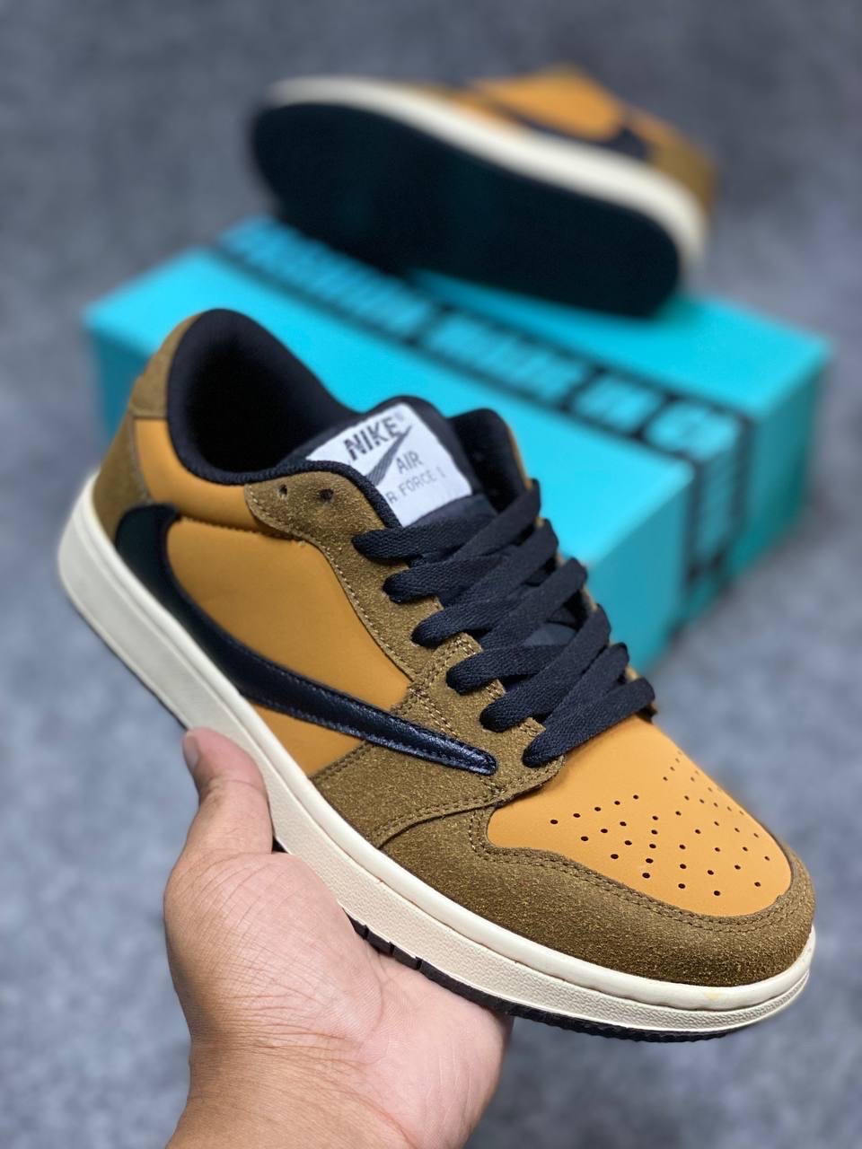 Nike Air Jordan 1 Low OG Travis Scott "Reverse Mocha" : "sail, ridgerock, and university red" (OEM) thumbnail 2