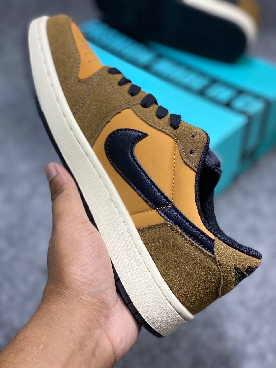 Nike Air Jordan 1 Low OG Travis Scott "Reverse Mocha" : "sail, ridgerock, and university red" (OEM) thumbnail 3