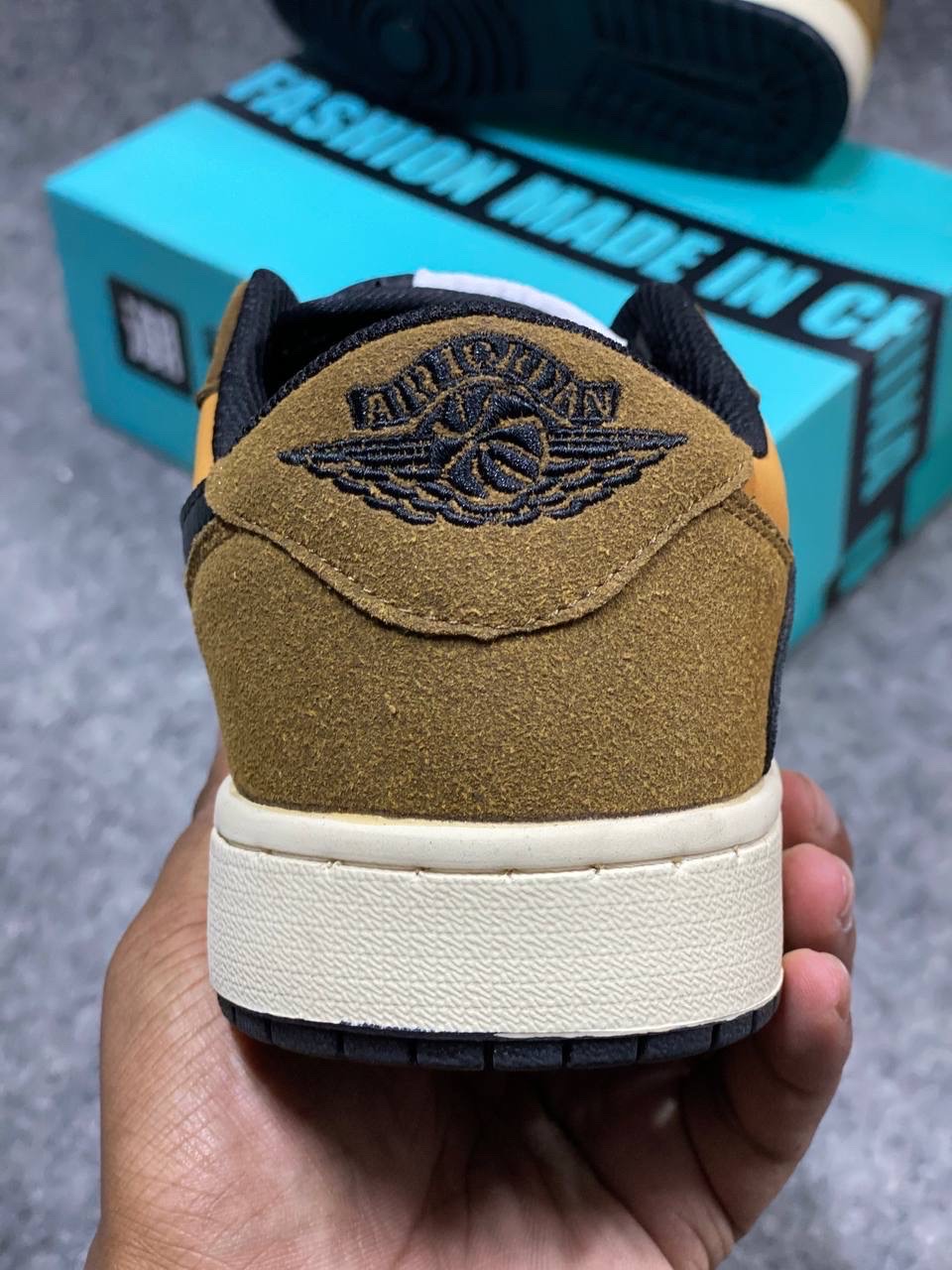 Nike Air Jordan 1 Low OG Travis Scott "Reverse Mocha" : "sail, ridgerock, and university red" (OEM) thumbnail 4