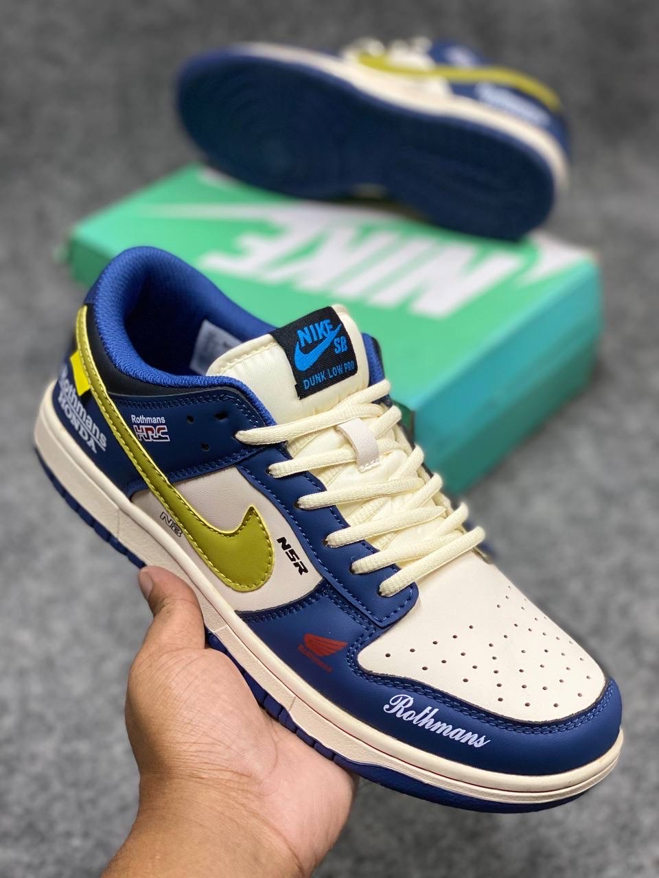Nike SB Dunk Low "Rothmans" (1:1) thumbnail 2