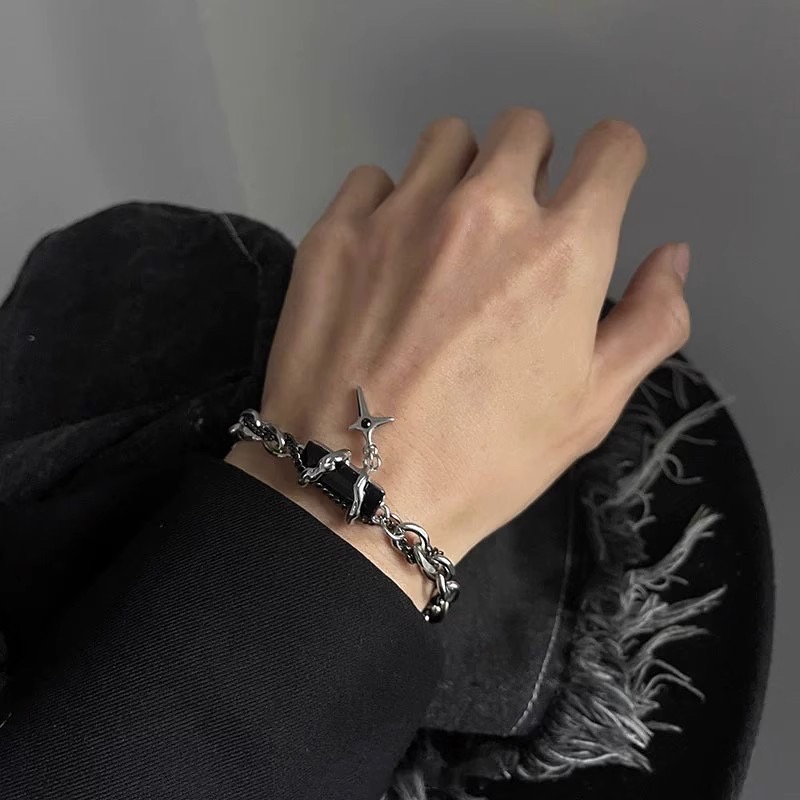 black gem star bracelet - Image 1