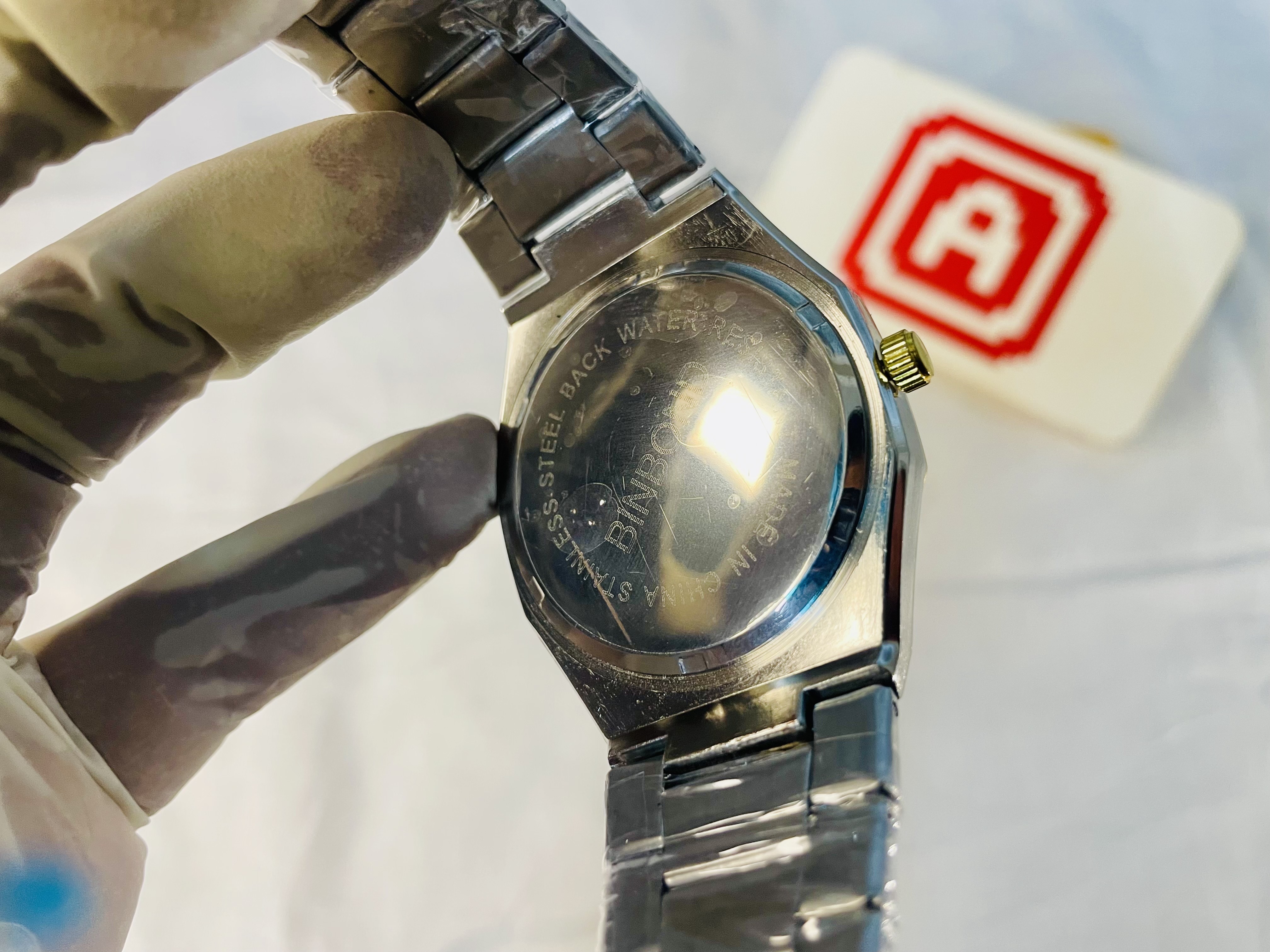Golden Gold Watch thumbnail 3