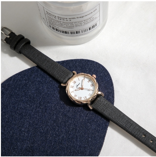 🔥Women's Watches Bracelets Set Rome Font Digital Quartz Wristwatches🔥