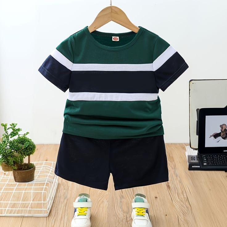 Half sleeve T-shirt and pant (Green and Black)_img_2