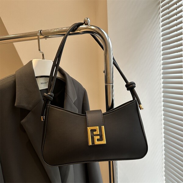 New Z shoulder bag