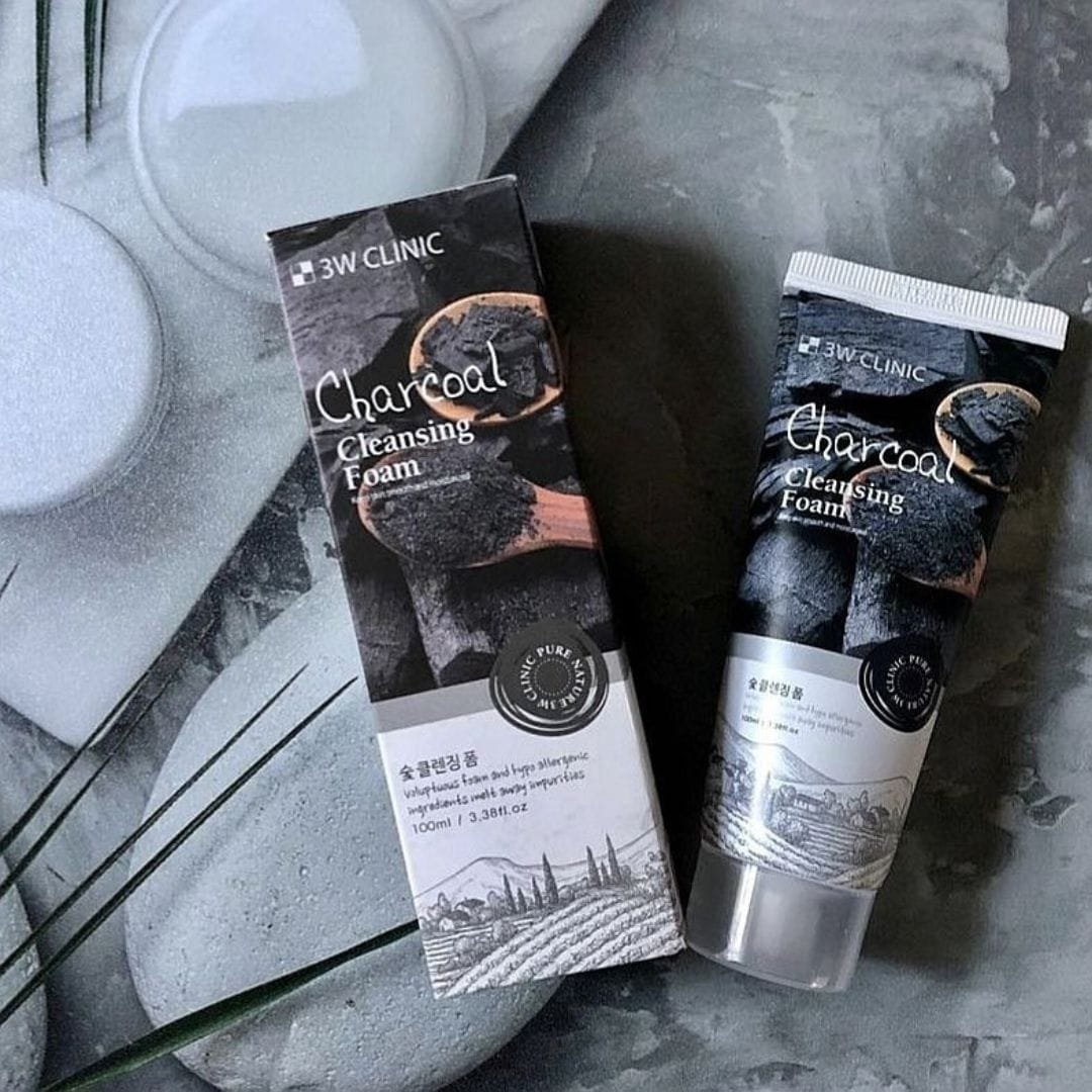3W Clinic Charcoal Cleansing Foam_img_8