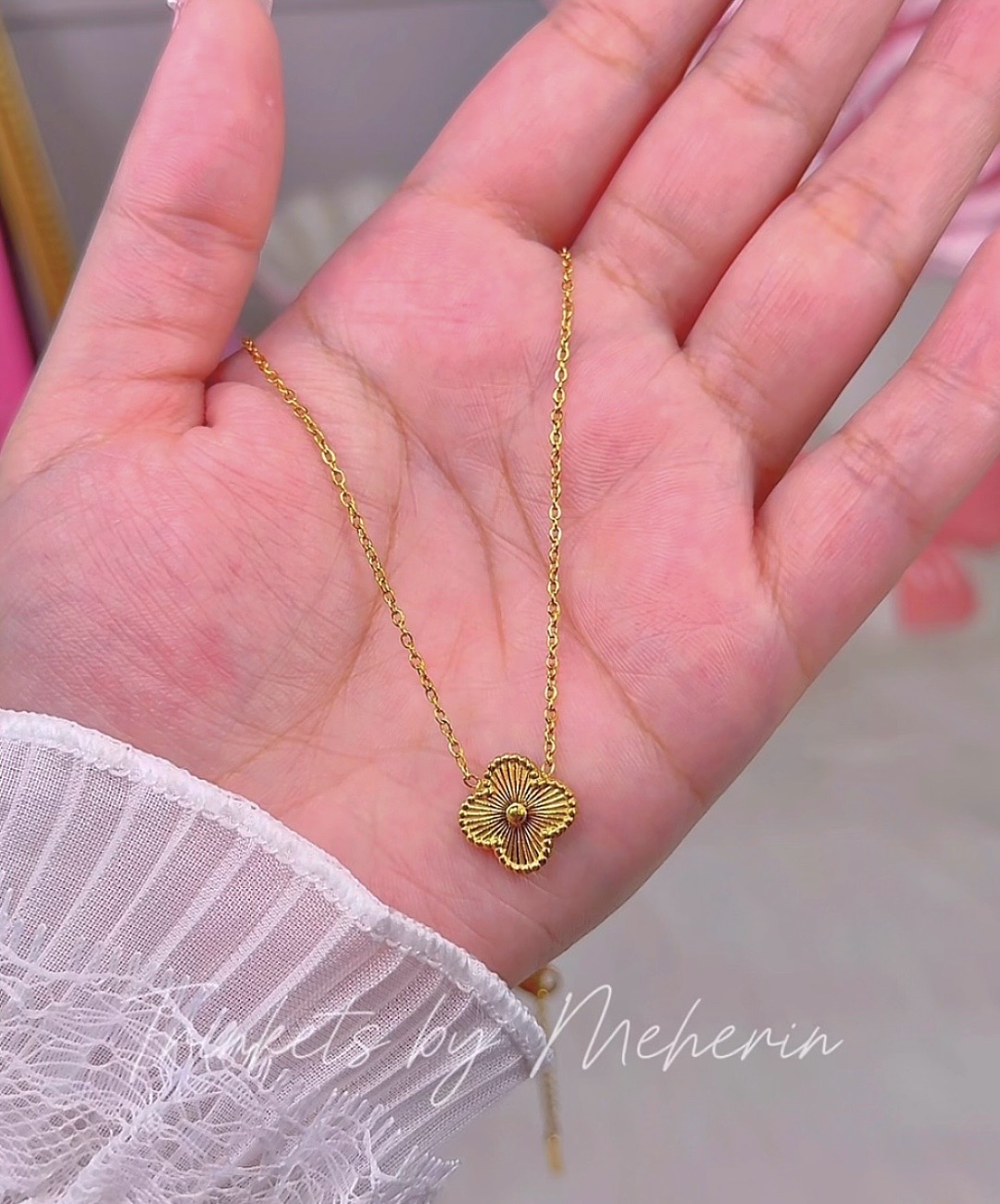 Gold clover pendant High quality_img_1
