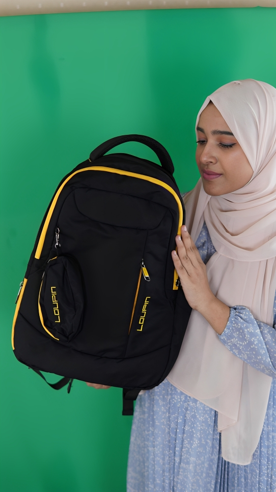 Loupin bag black......( code 50)...... ঢাকা সিটিতে ৭০, বাইরে ১৩০ টাকা কুরিয়ার চার্জ প্রযোজ্য (Copy)_img_0