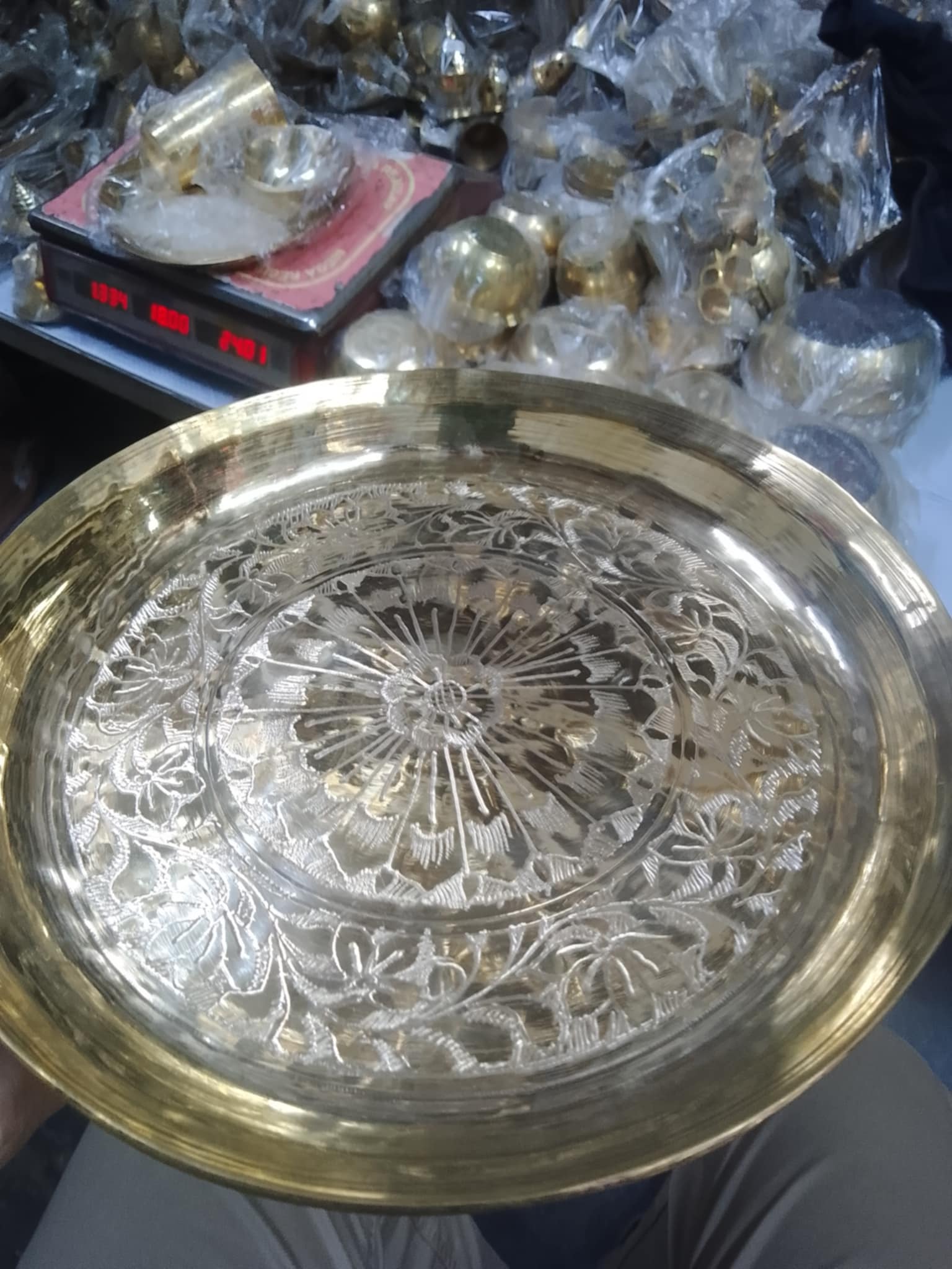 পিতলের নকশা থালা - Image 2