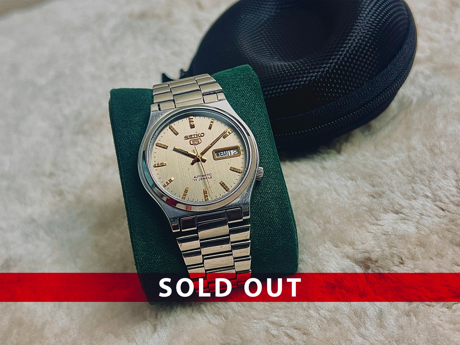 Seiko 5 Automatic 7009-876J (17 Jewel) thumbnail 4
