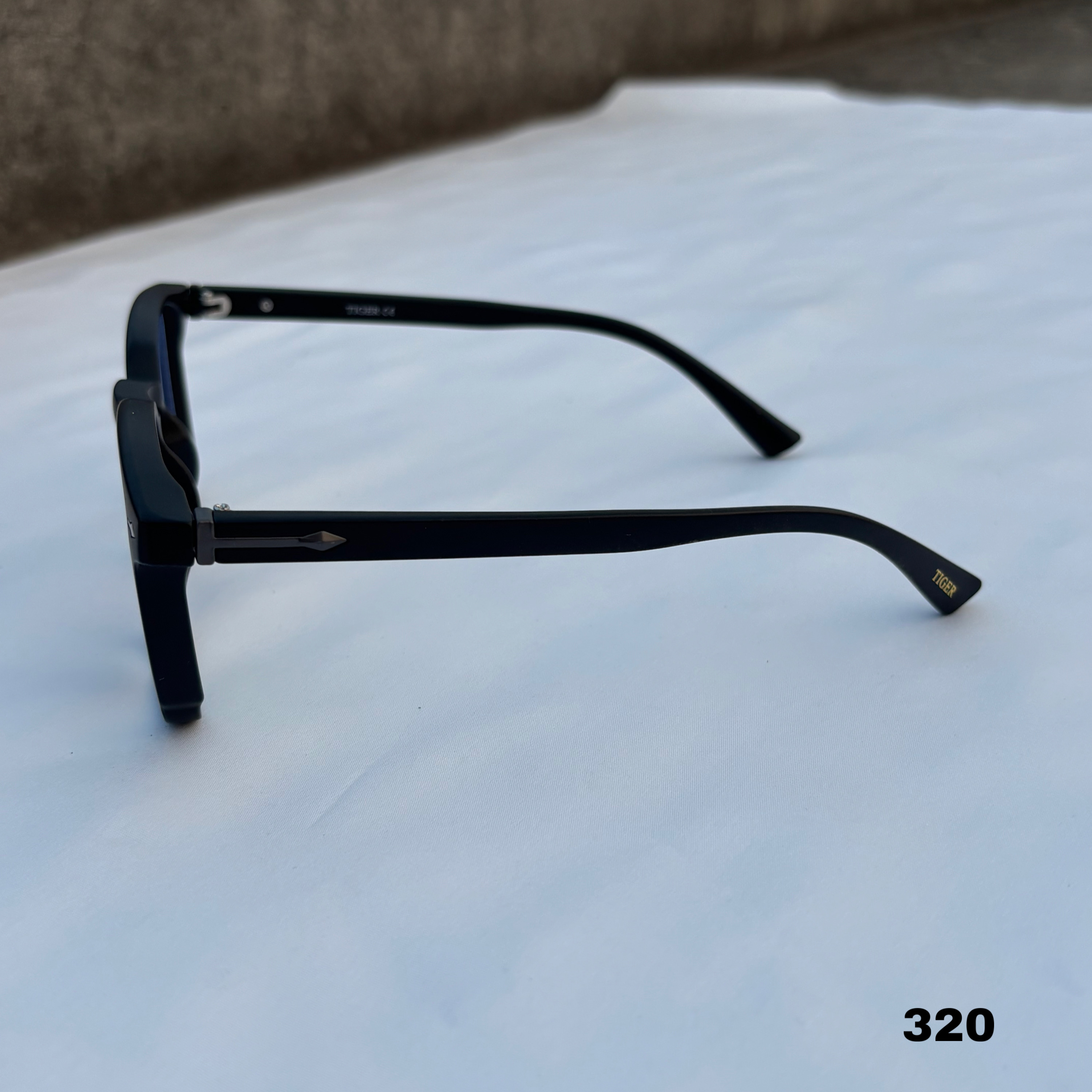 320_Premium Brand Sunglass_img_2