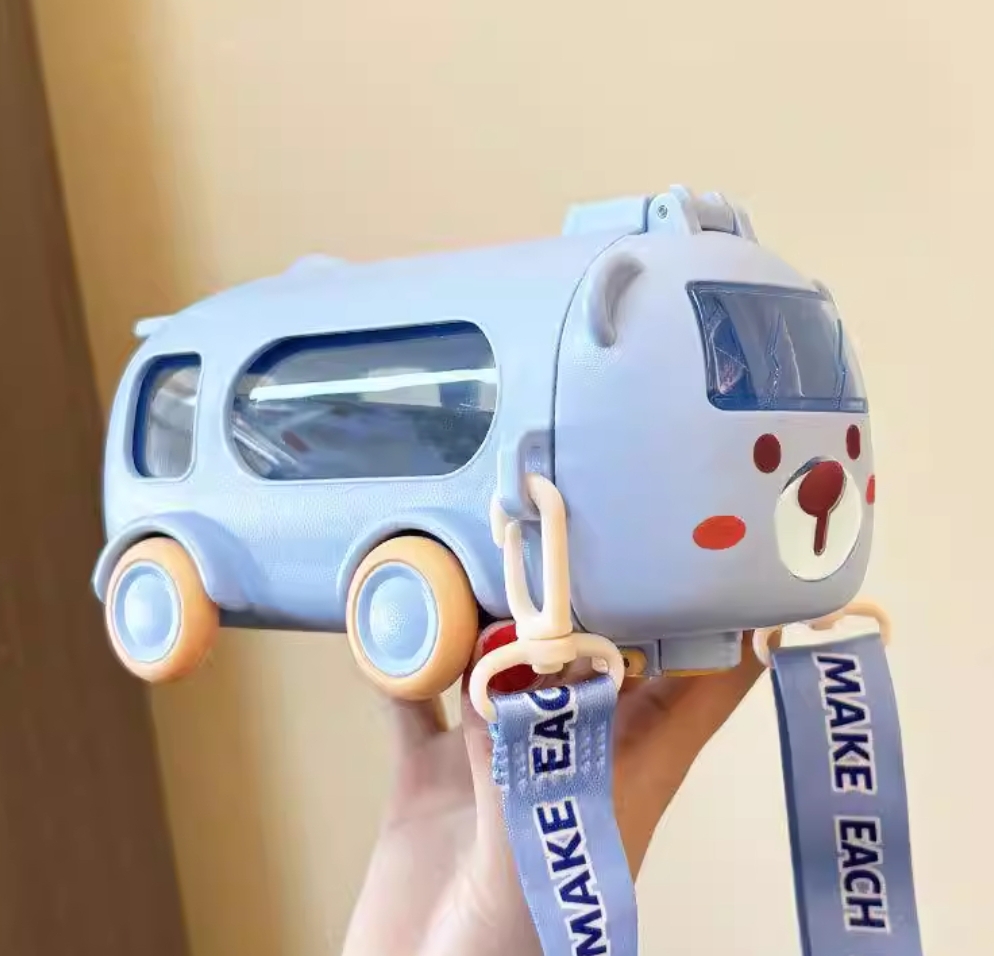 COOL CUTE BUS