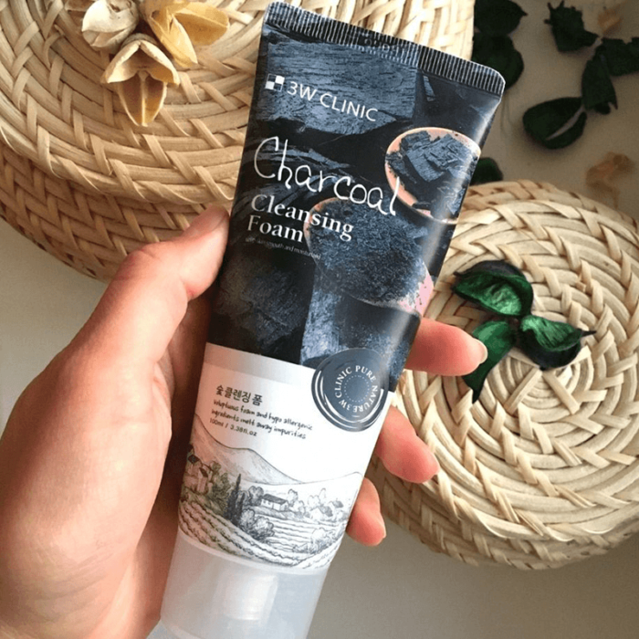 3W Clinic Charcoal Cleansing Foam_img_7