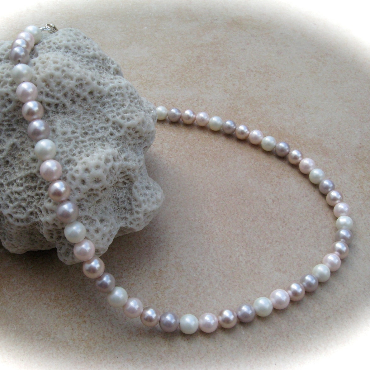 Fresh water pearl multicolor One layer necklace for women_img_0