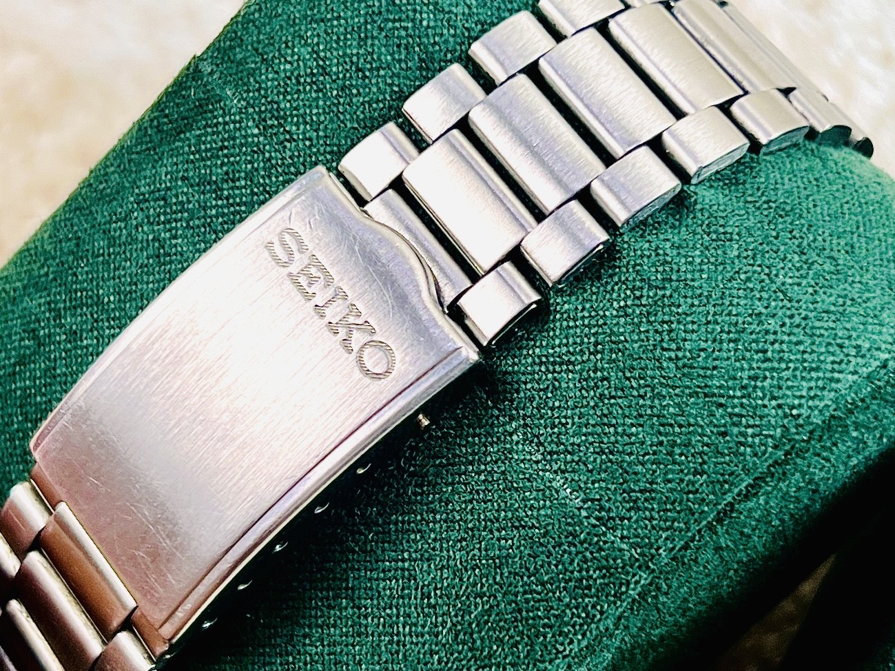 Seiko 5 Automatic Japan Movement 7009 21 Jewels thumbnail 3