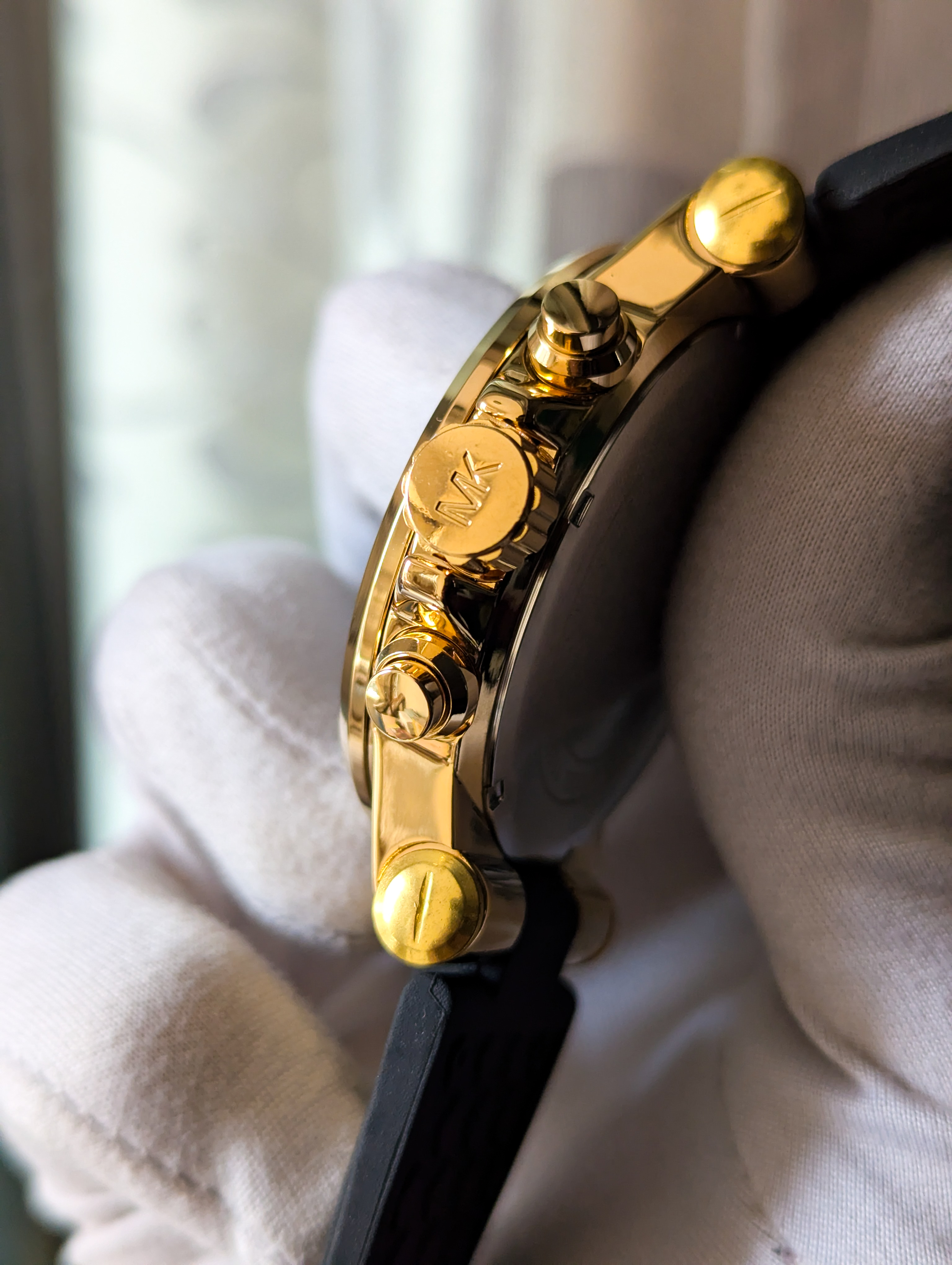 MK Chronograph Watch Golden_img_3