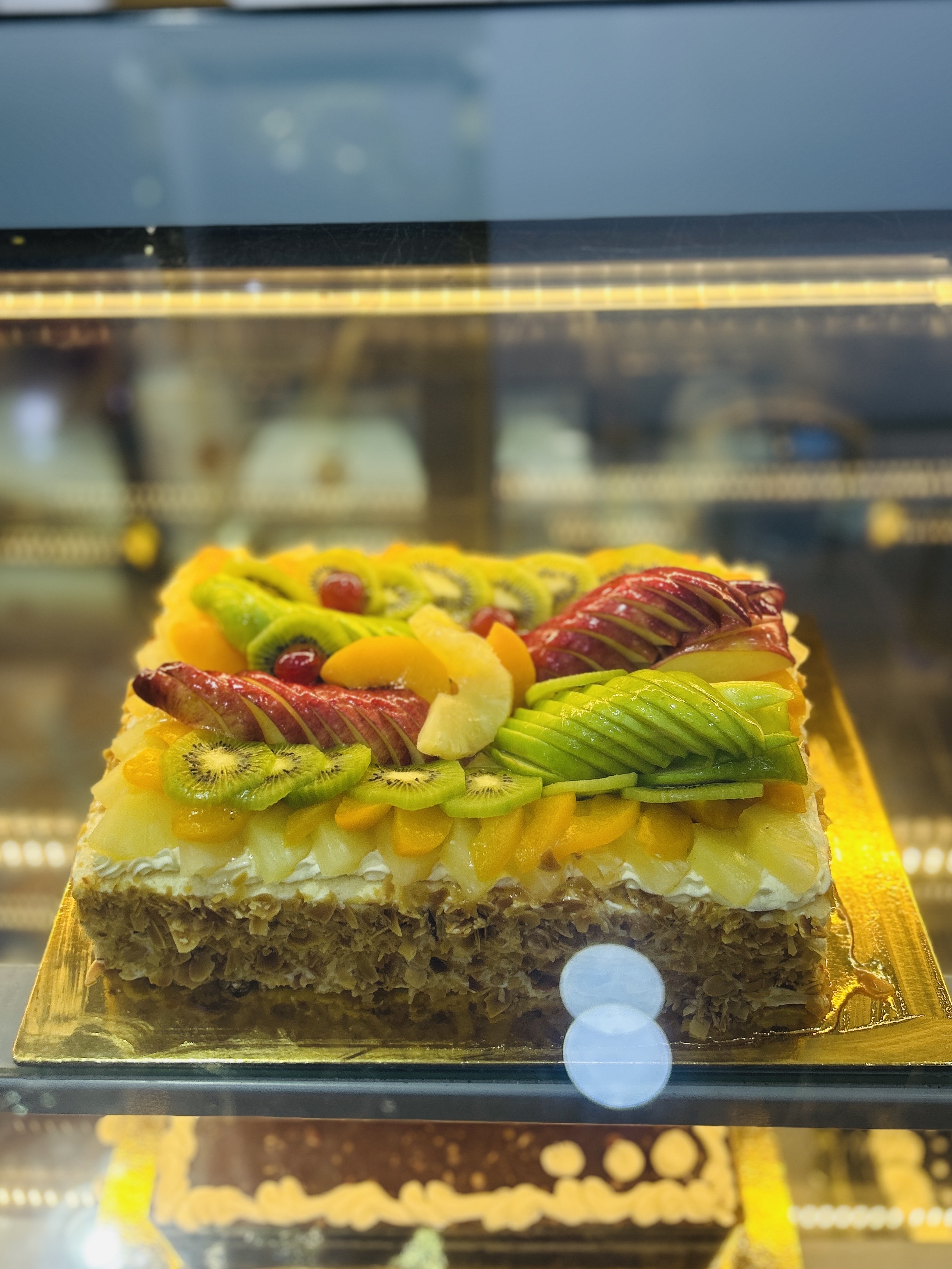 Fruity cake