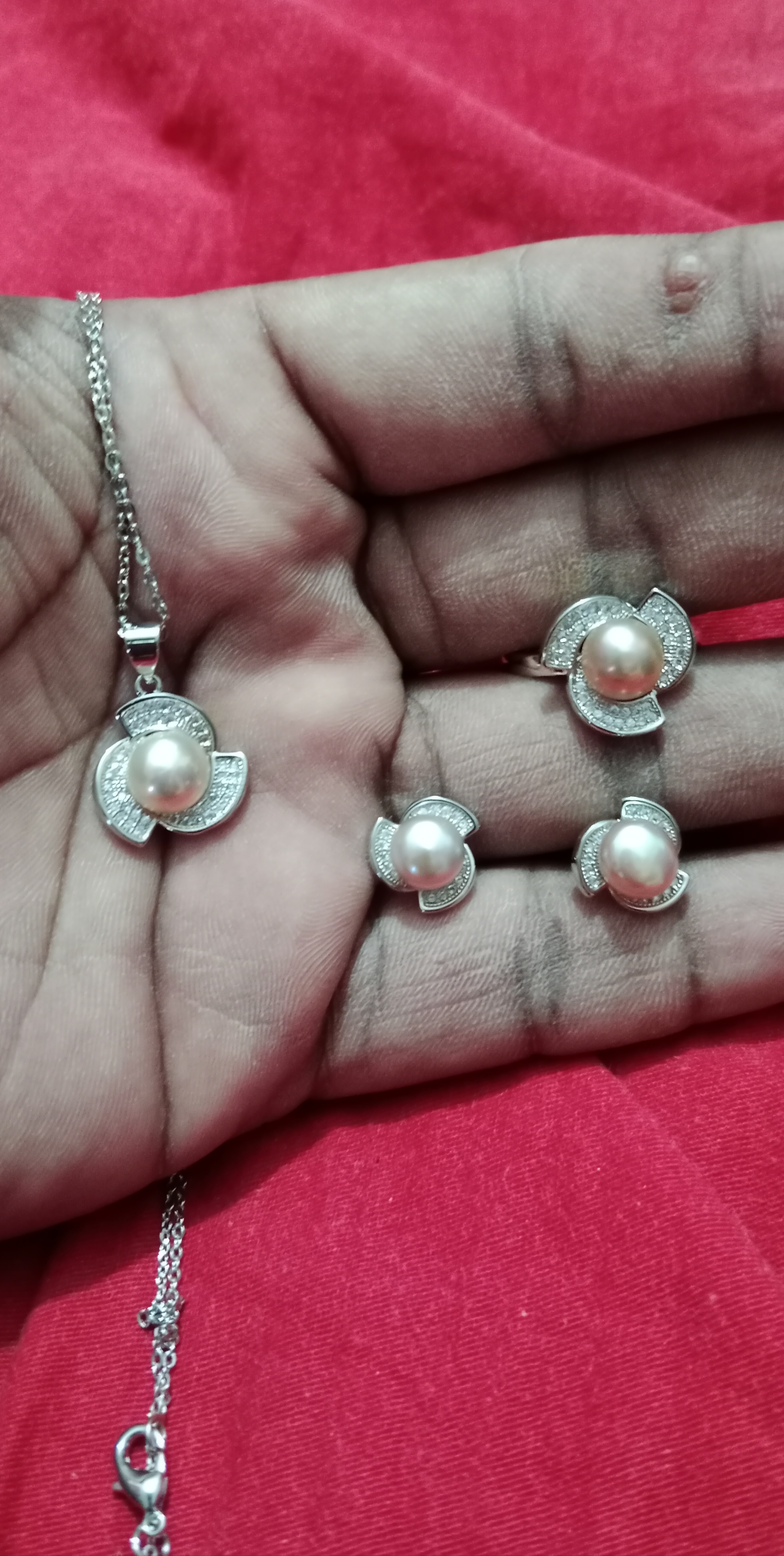Pearl Pendent set_img_0