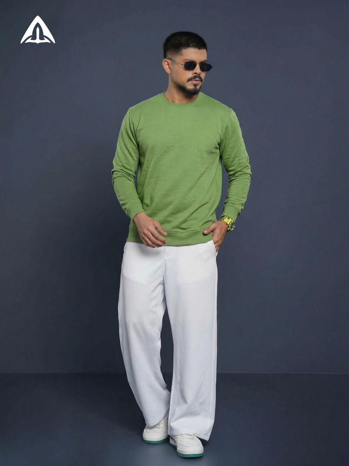 ACENTRIC'S Round-Neck Pullover Sweatshirt - Image 1