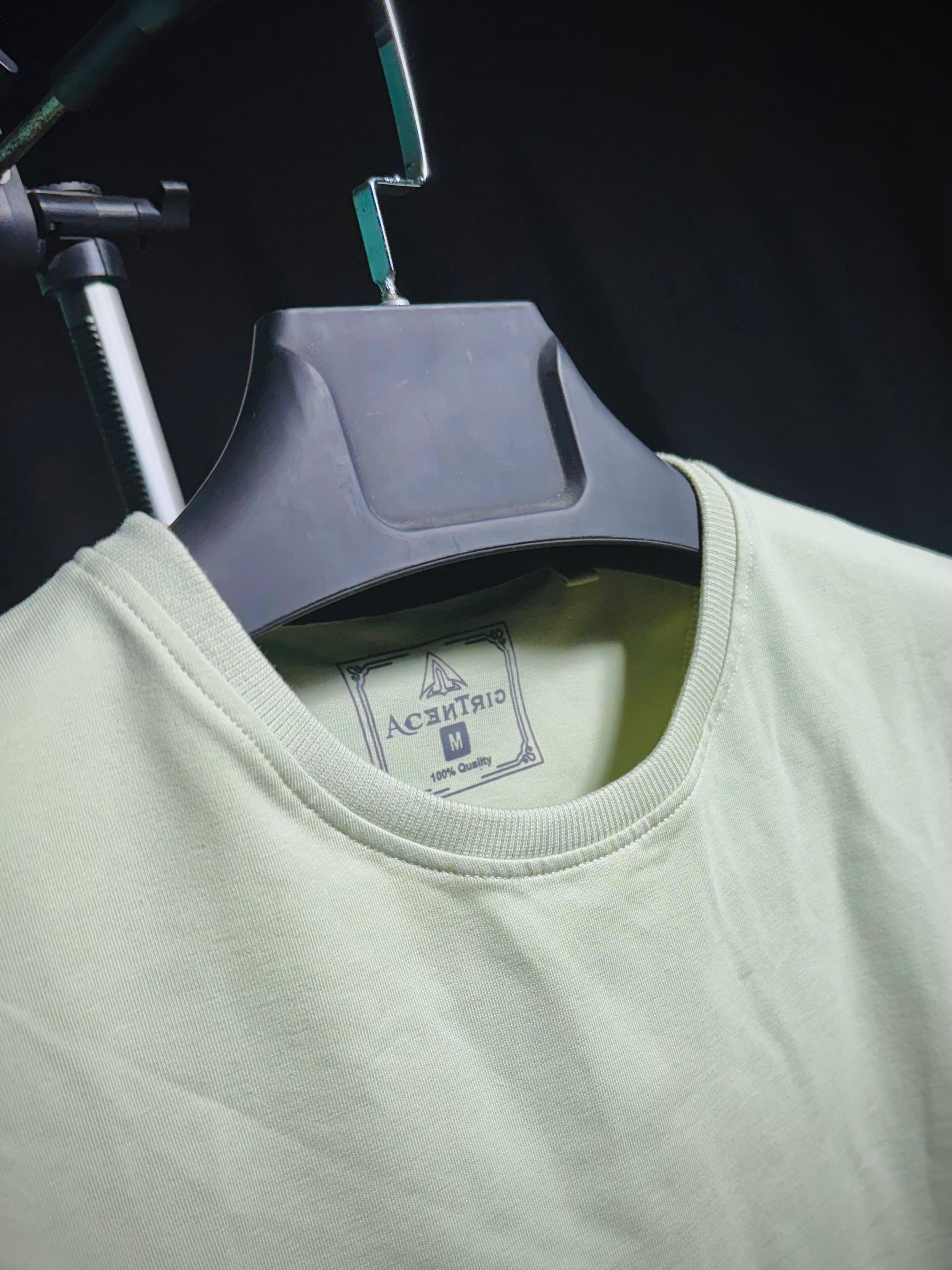 ACENTRIC'S Round-Neck Pullover Sweatshirt - Image 3