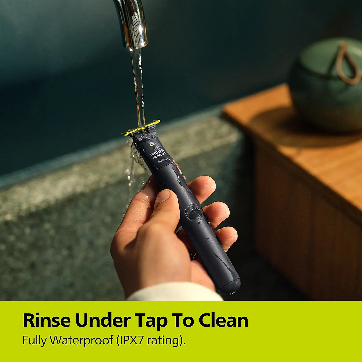 Philips QP1424/10 OneBlade, Hybrid Trimmer and Shaver For Men_img_12