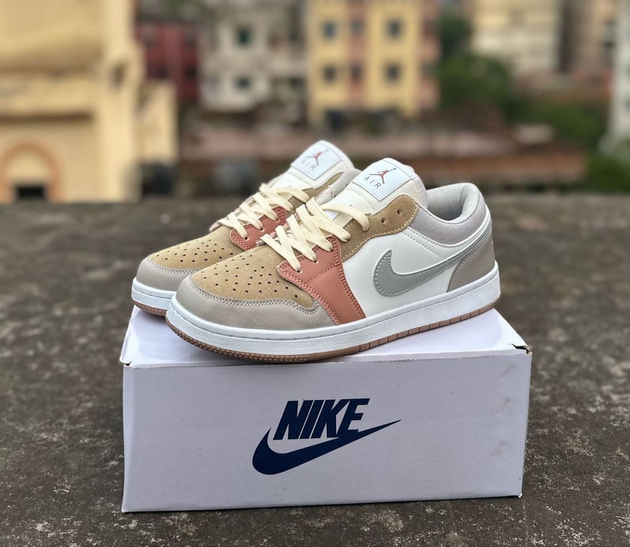 Sneakers Model Name! – Aj1 low Cream Brawn_img_2