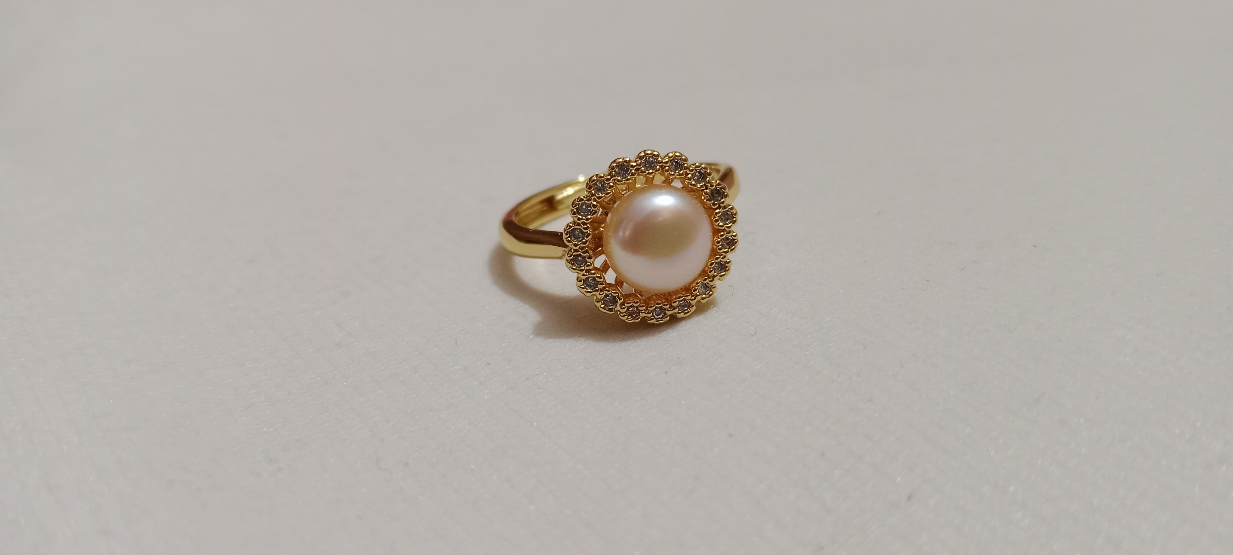 Pearl Adjustable Finger Ring With Gold plate Body_img_0