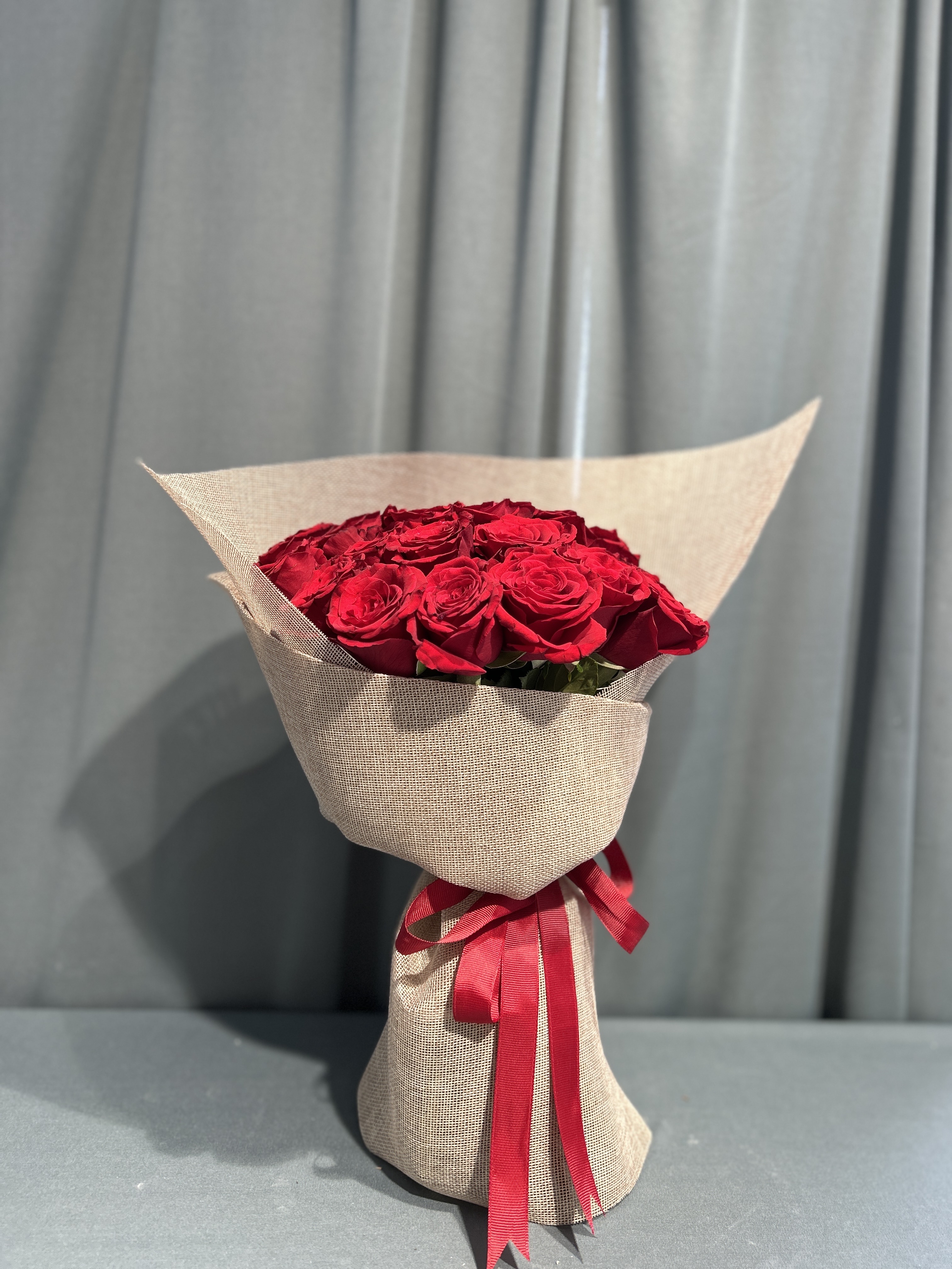 Red and brown hand bouquet_img_1