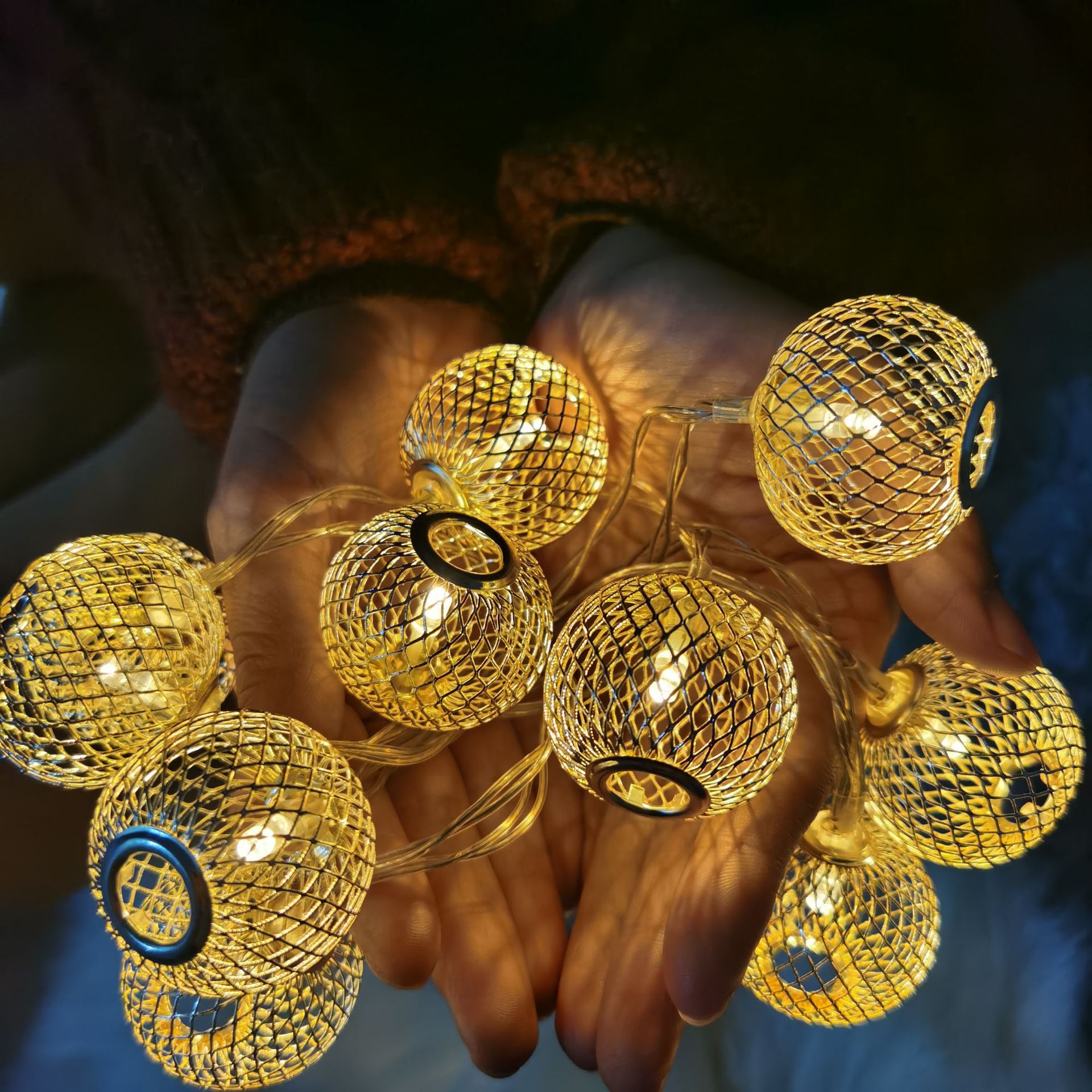 Electric golden metal teardrop LED string lights