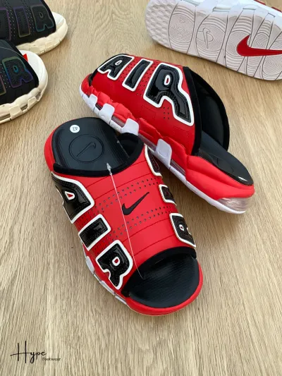 Nike Air More Uptempo in Red_img_1