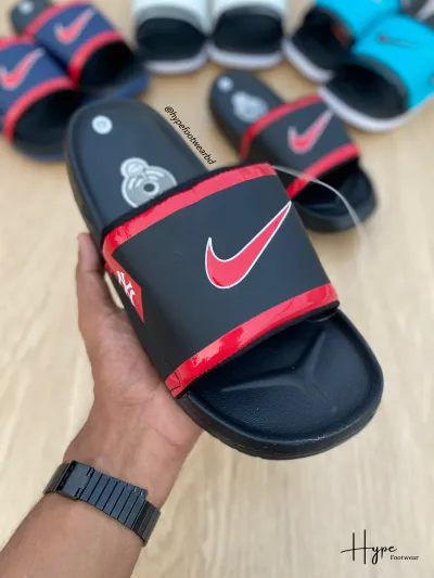 Nike Offcourt New York Yankees (Black-Red)_img_0