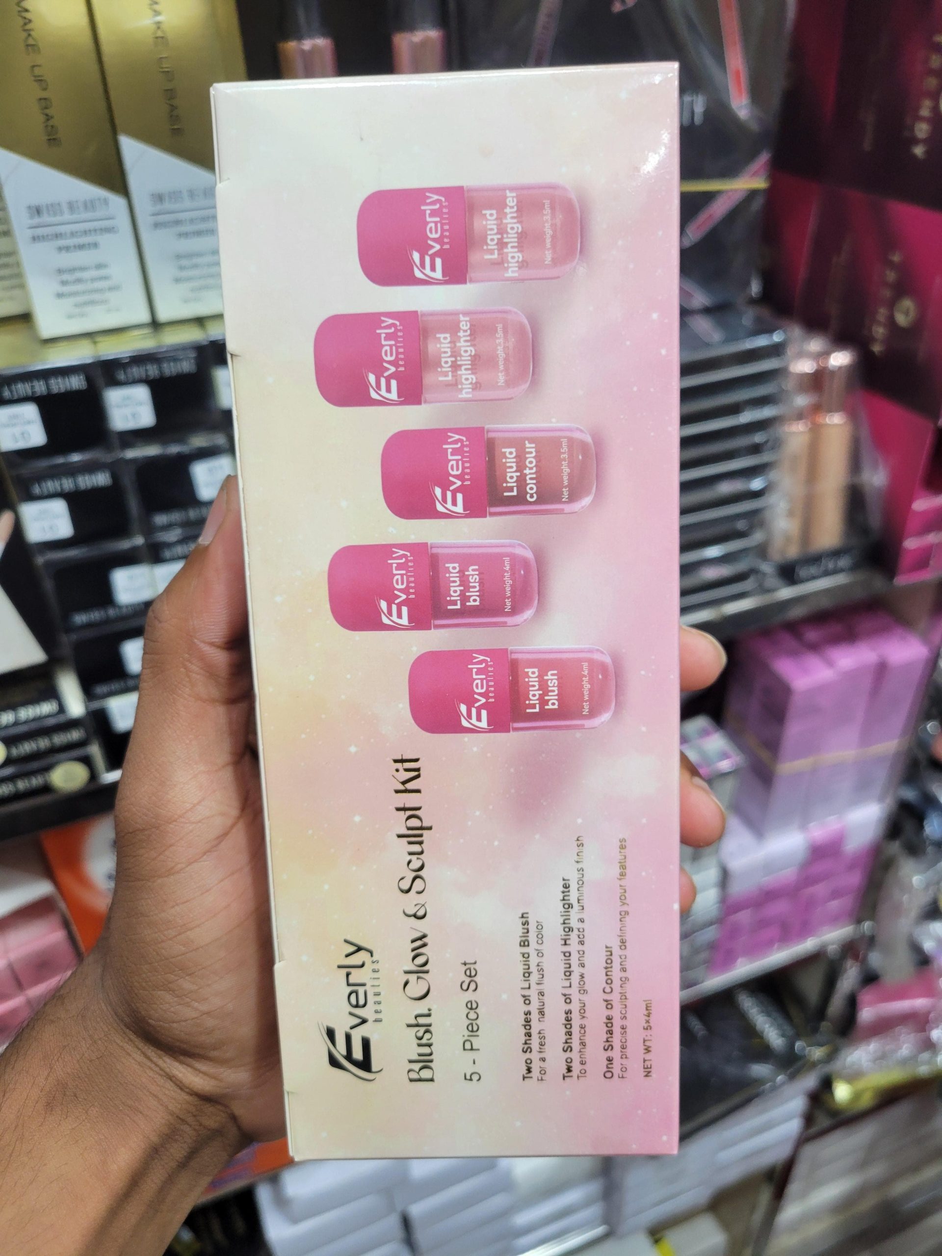Everly Beauties Blush. Glow & Sculpt Kit_img_1