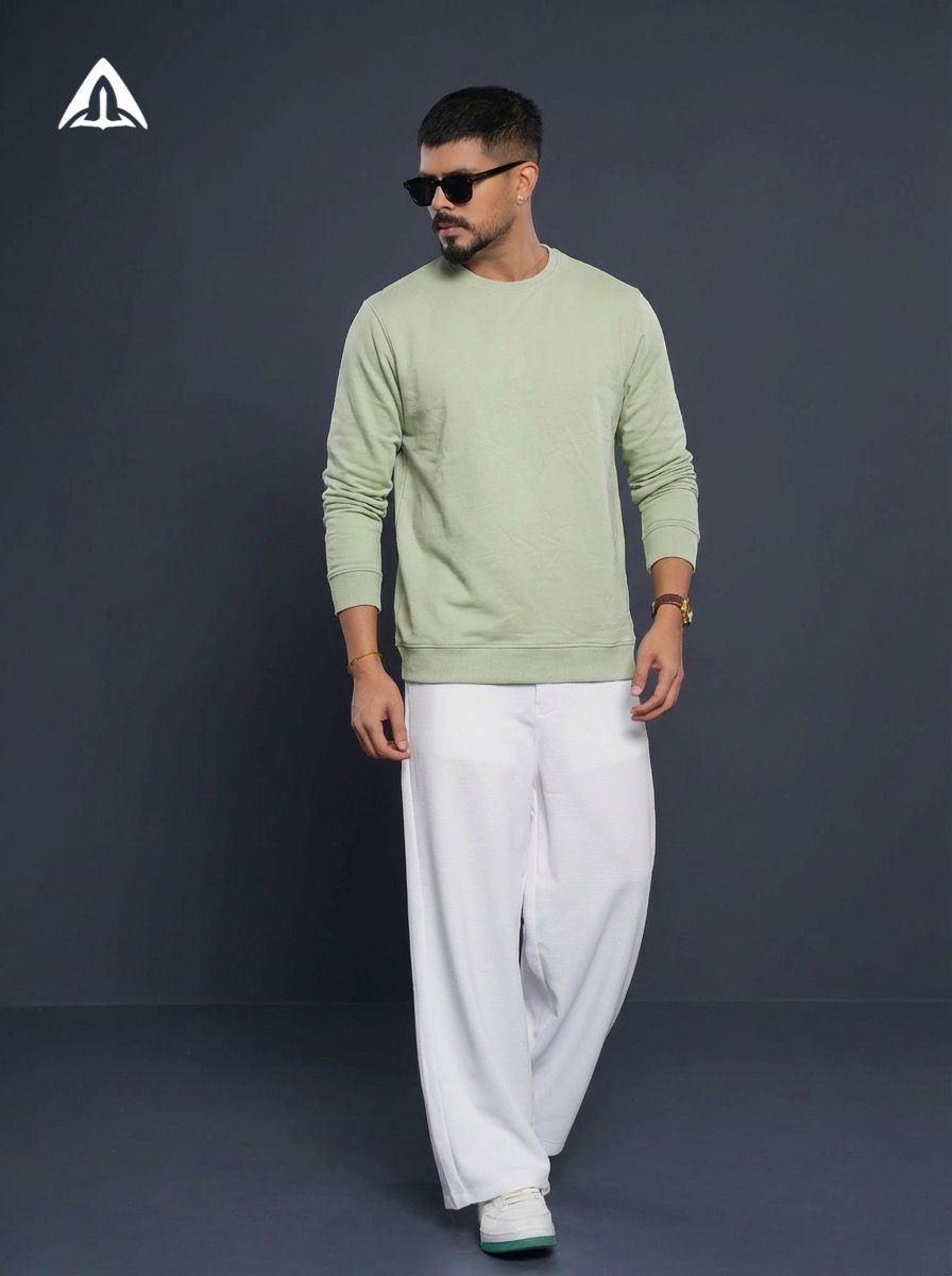 ACENTRIC'S Round-Neck Pullover Sweatshirt - Image 1