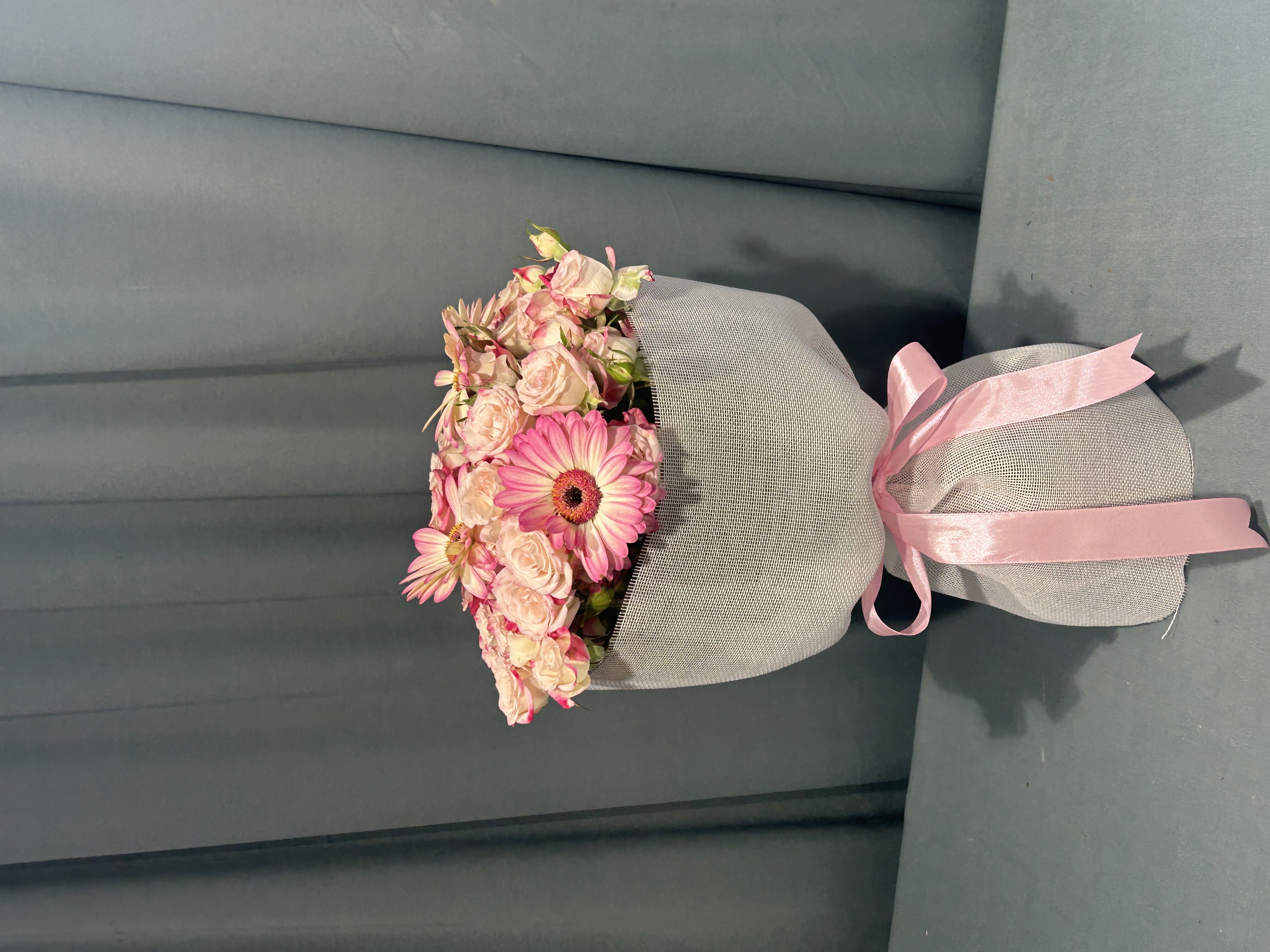 Pink & White hand bouquet