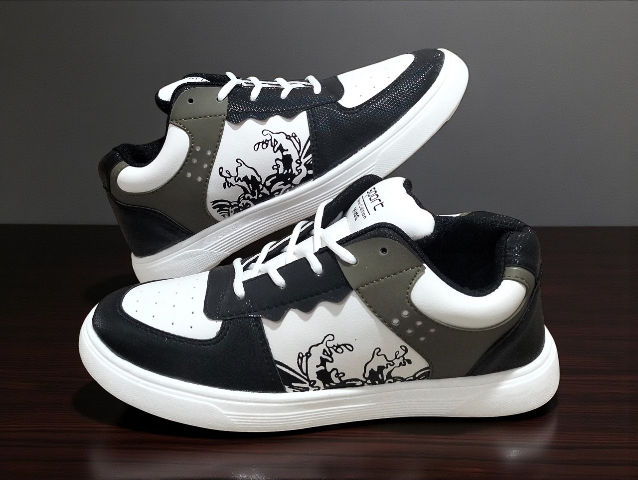 Premium Fashionable Sneaker ( ADS-2)_img_6