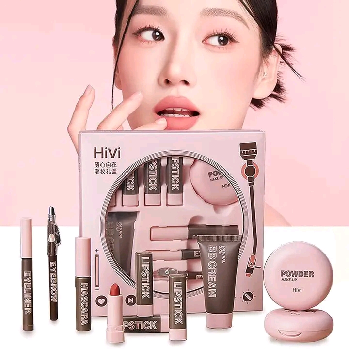 HiVi Makeup Gift Box!