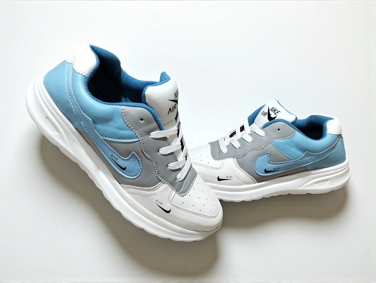 Premium Fashionable Sneakers (ADS-32)_img_3