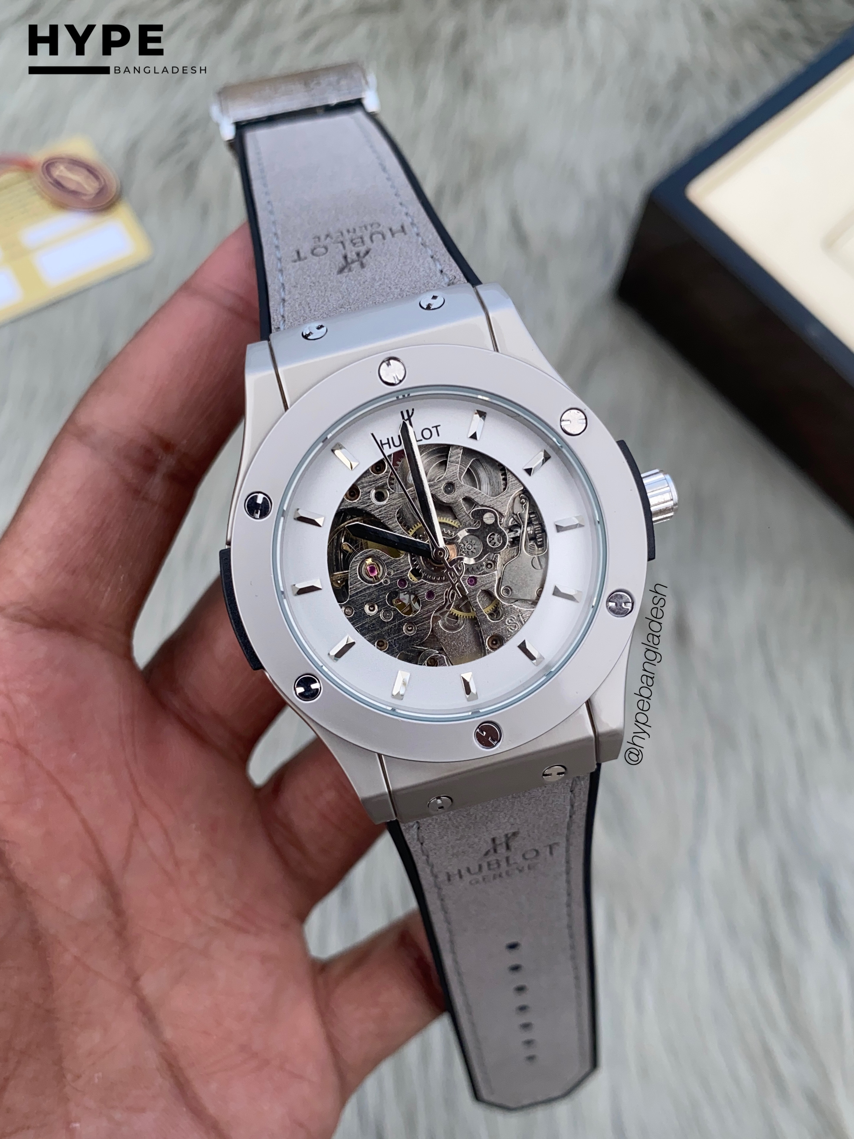 Hublot automatic silicone belt (Grey)